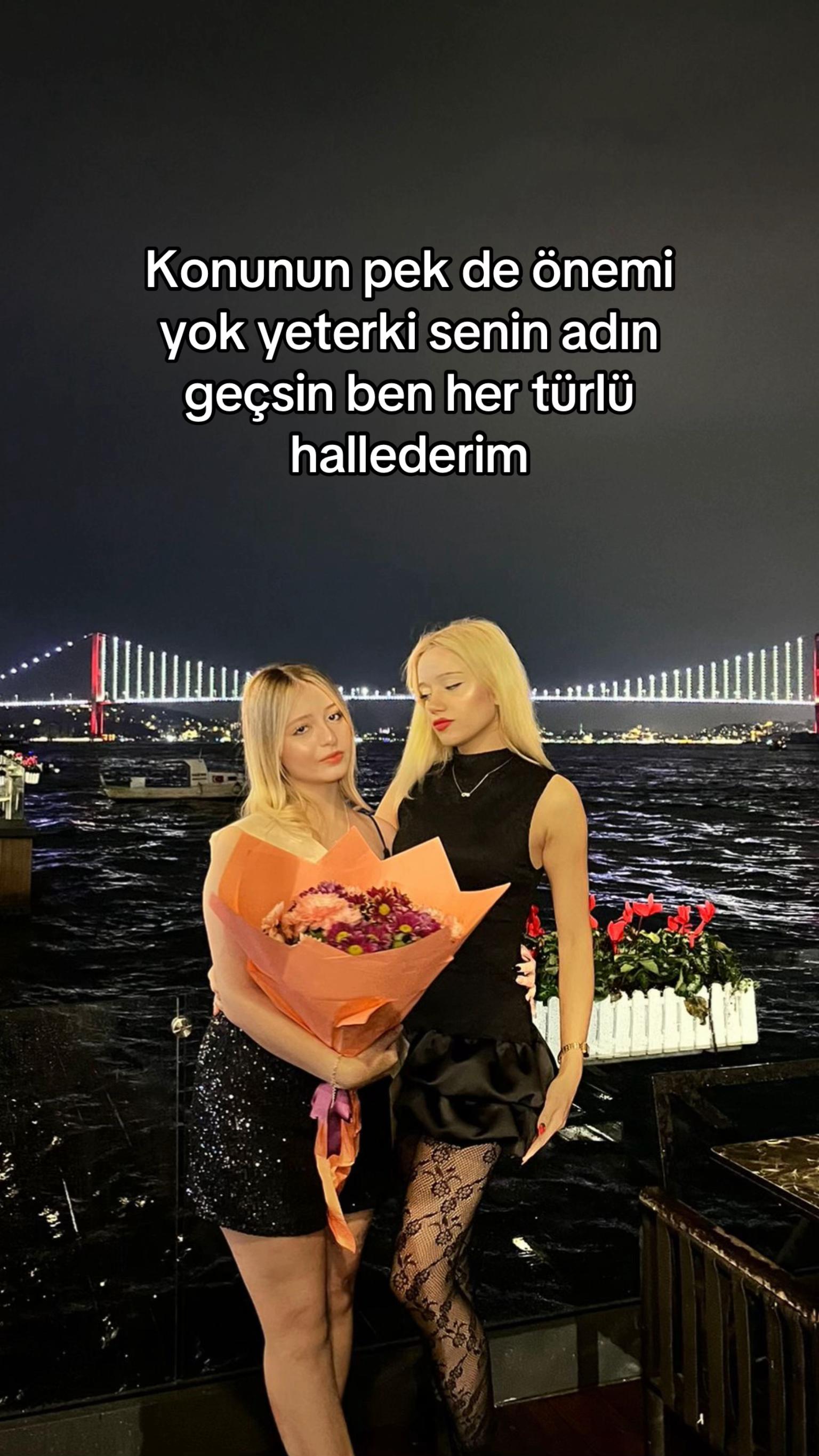 @🍓