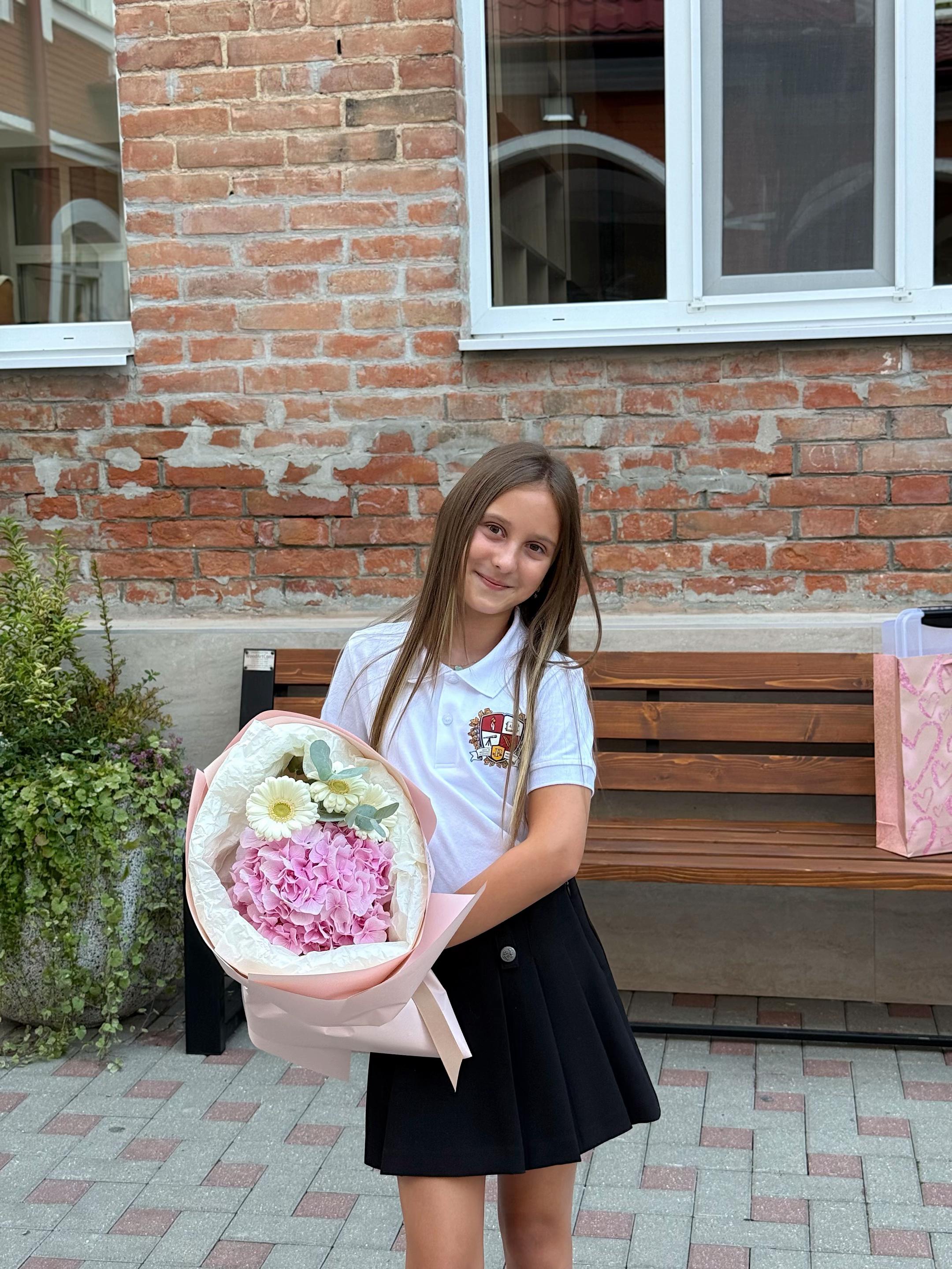 @AlexandraCurbetOfficial 👑