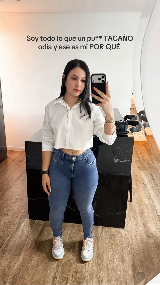 @Silvitaa 💋