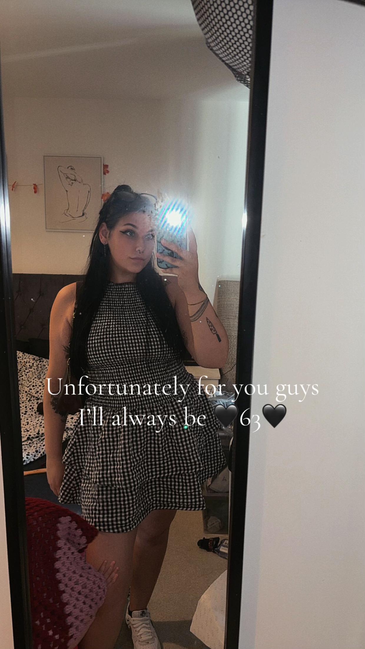 @𝓒𝓱𝓵𝓸🖤🕸️