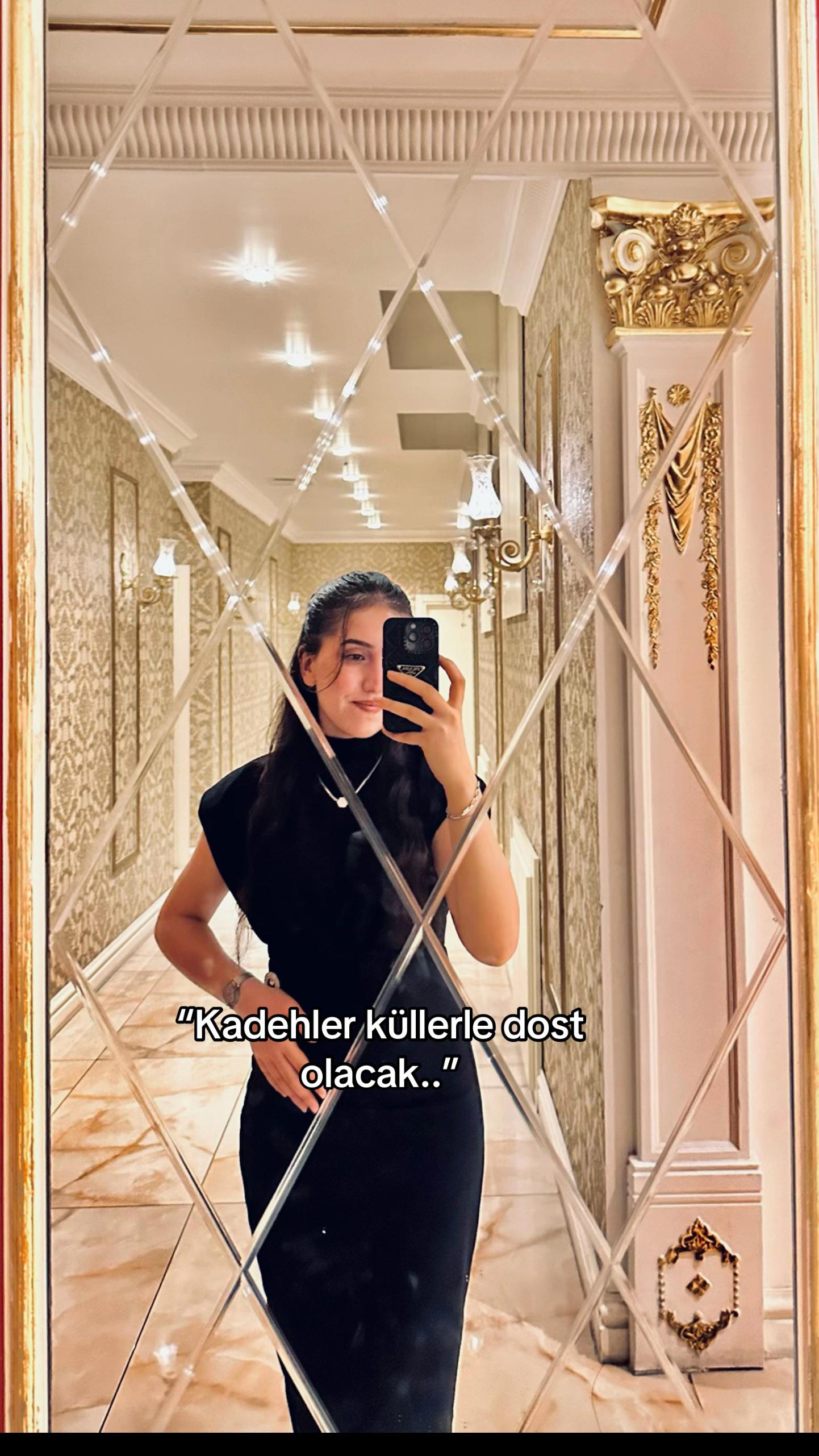 @𝑺̧&lsquo;🎶