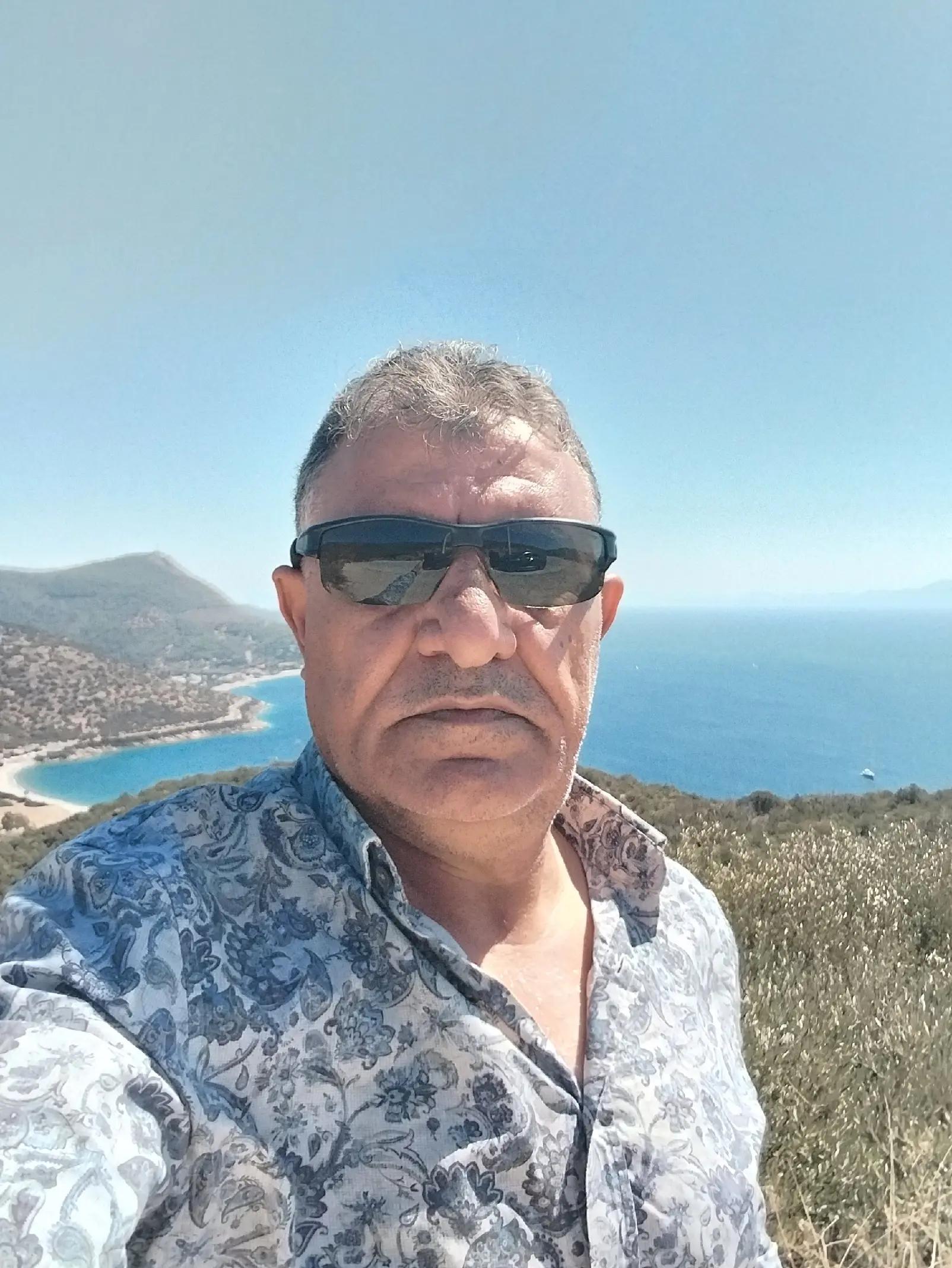 @Fikret Özgün
