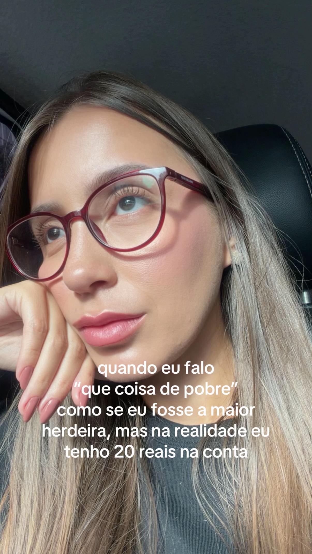 @B&aacute;rbara Alves