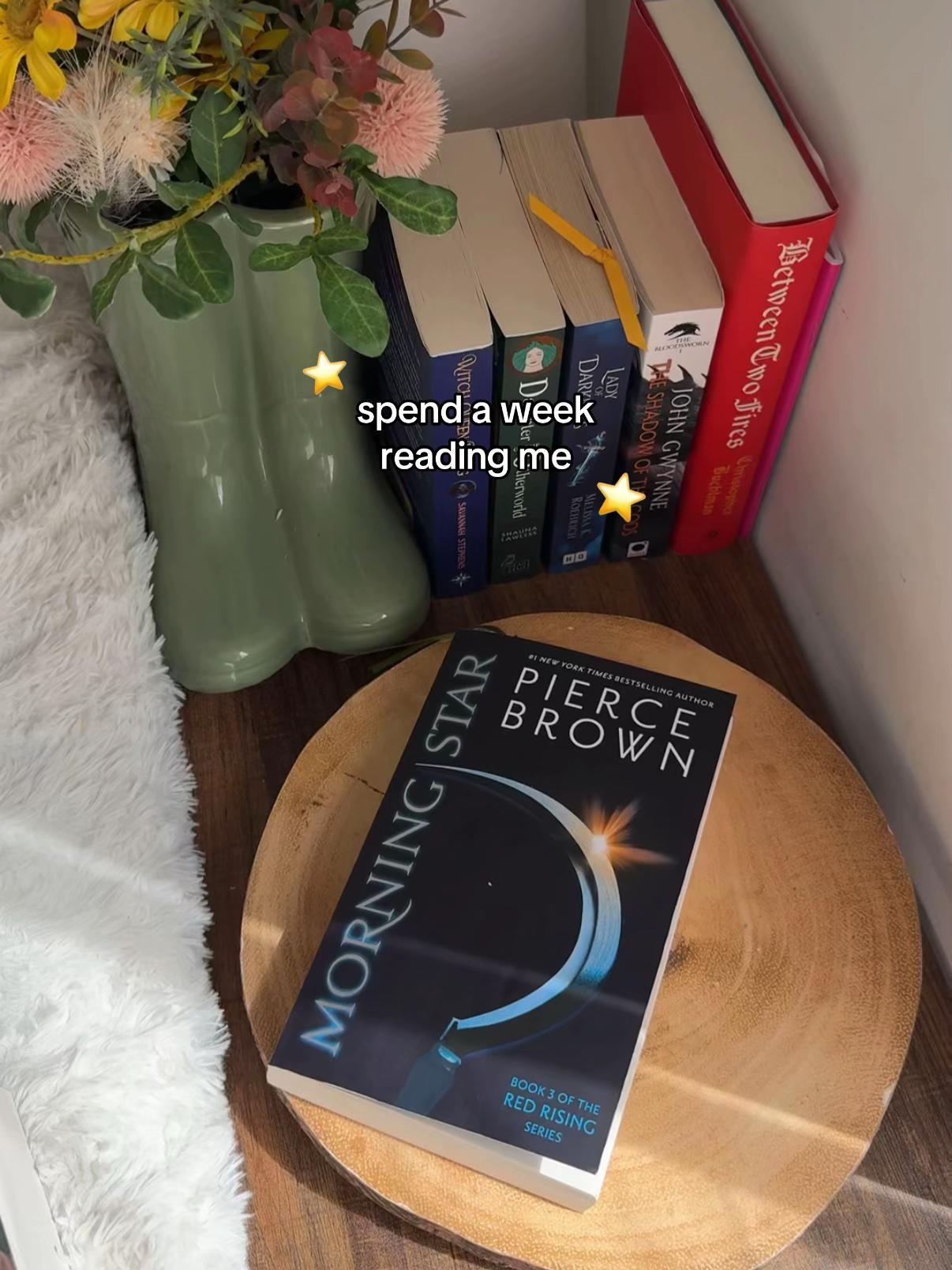 @chloe | uk content creator 📚✨