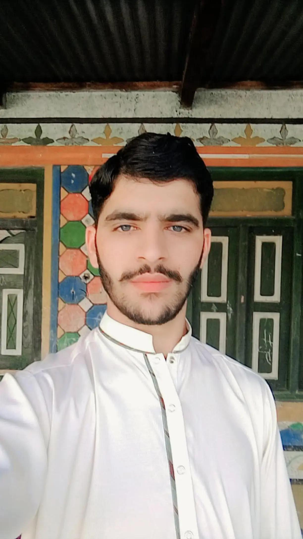 @Malik Hammad302