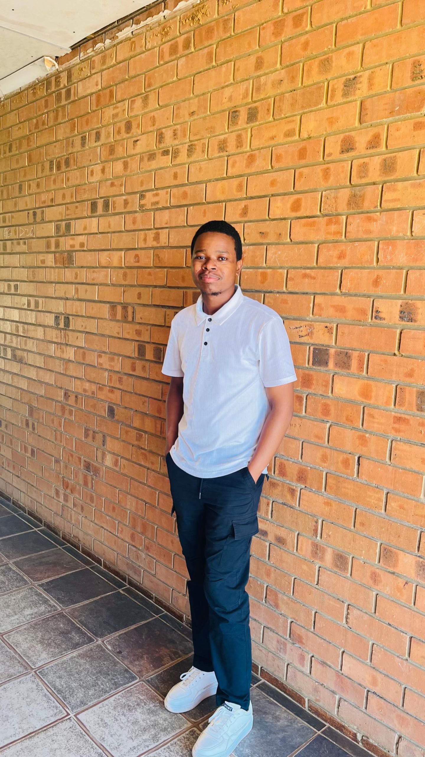 @Rasikhanya Rolivhuwa