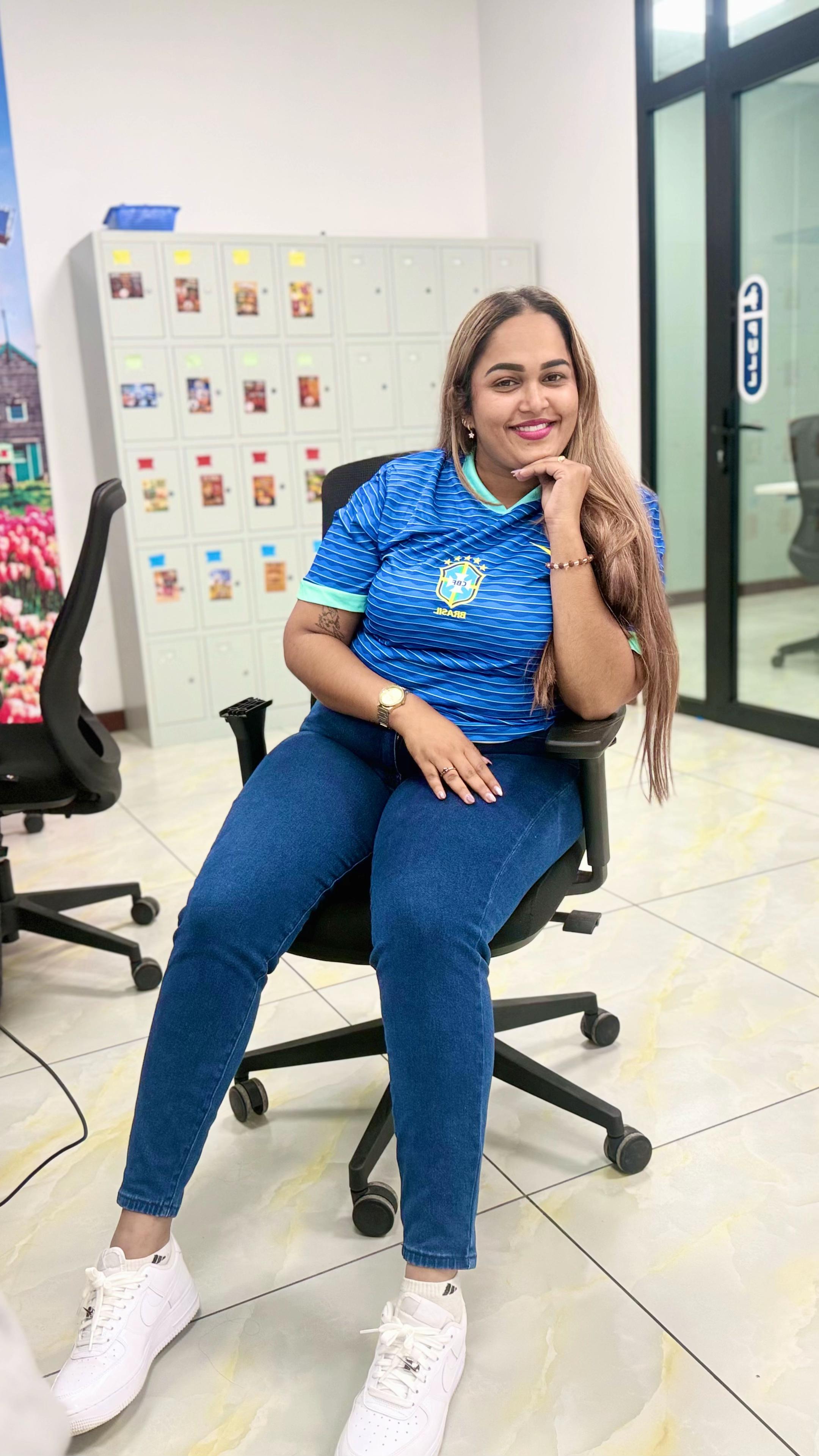 @ARISHA🤍