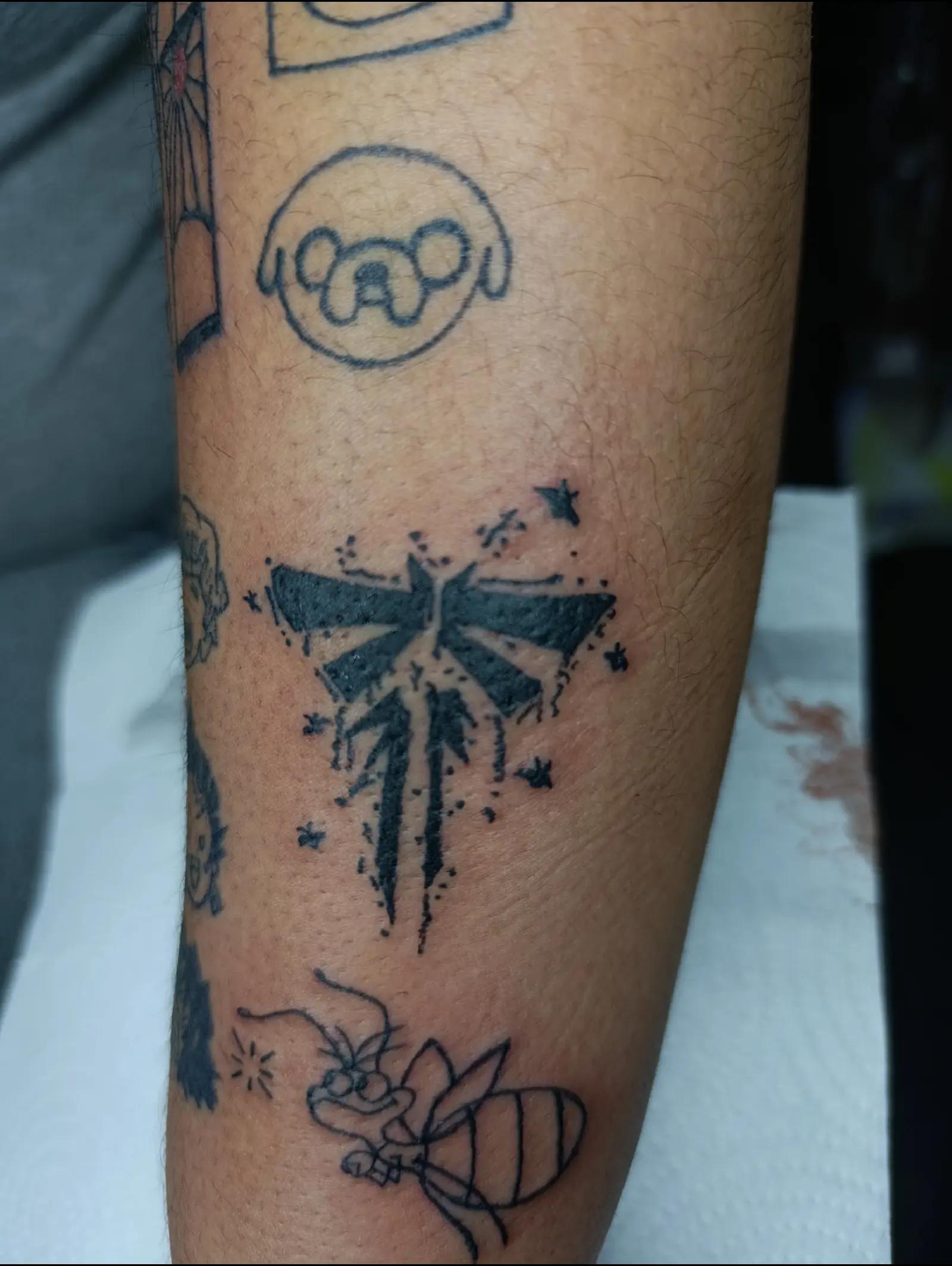 @Hilaria.tattoo