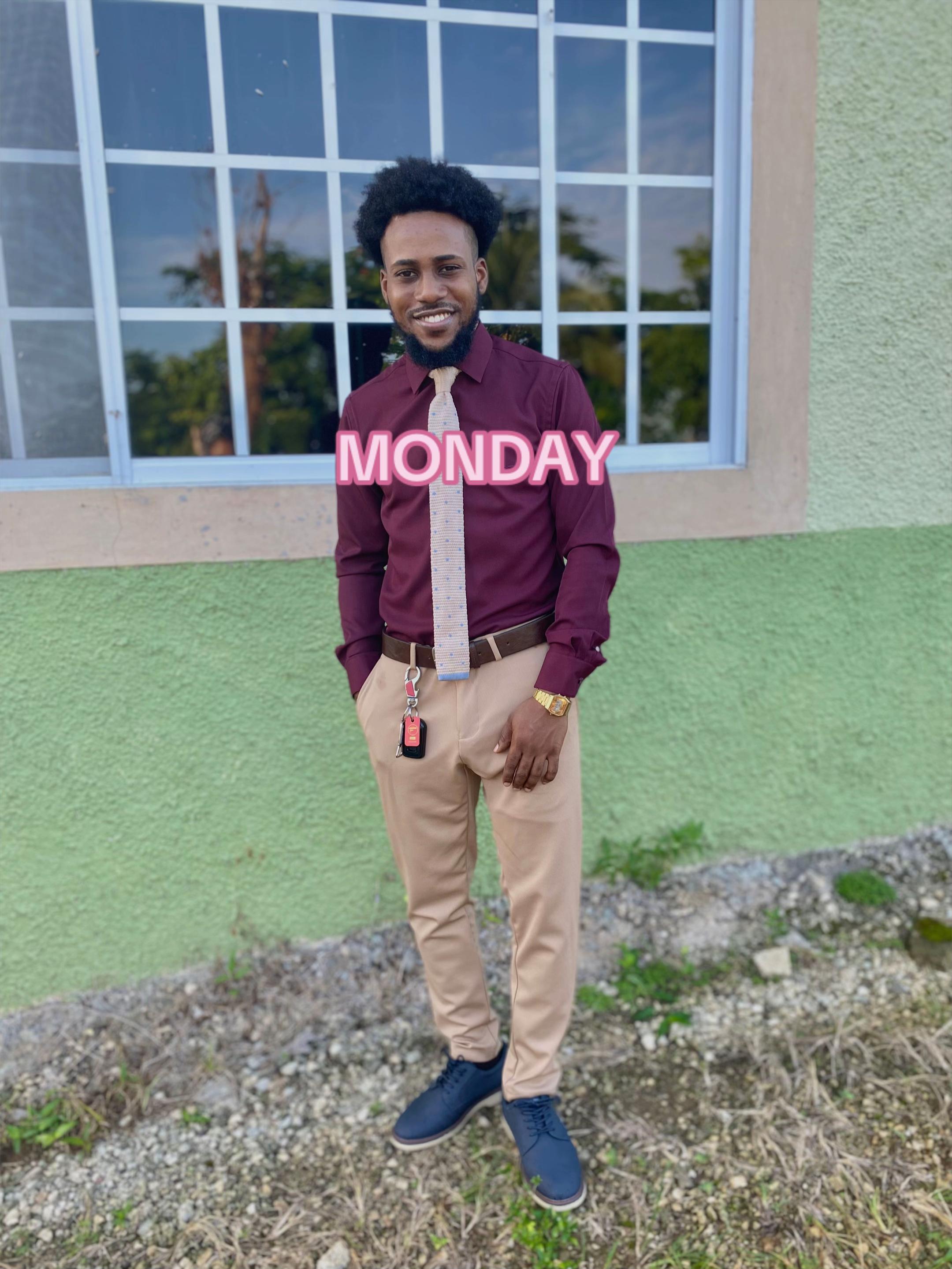 @🇯🇲 ᴍͥɪsᴛᴇͣʀͫ ᴄ 👨🏽🏫