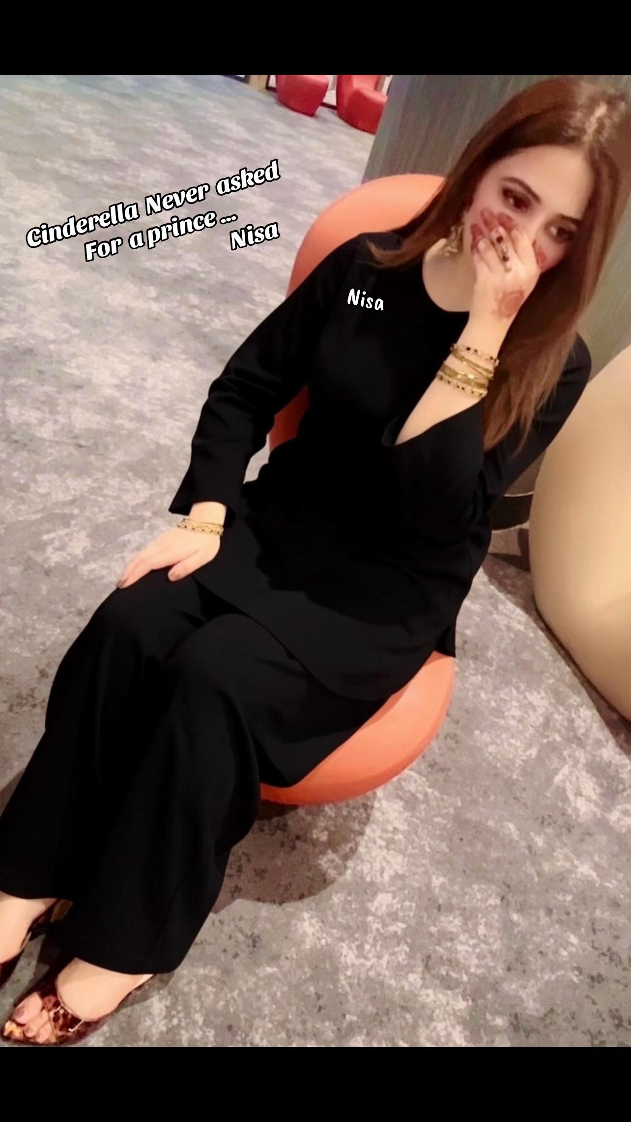 @𝐍𝐈𝐒𝐀 𝐊𝐇𝐀𝐍✨️