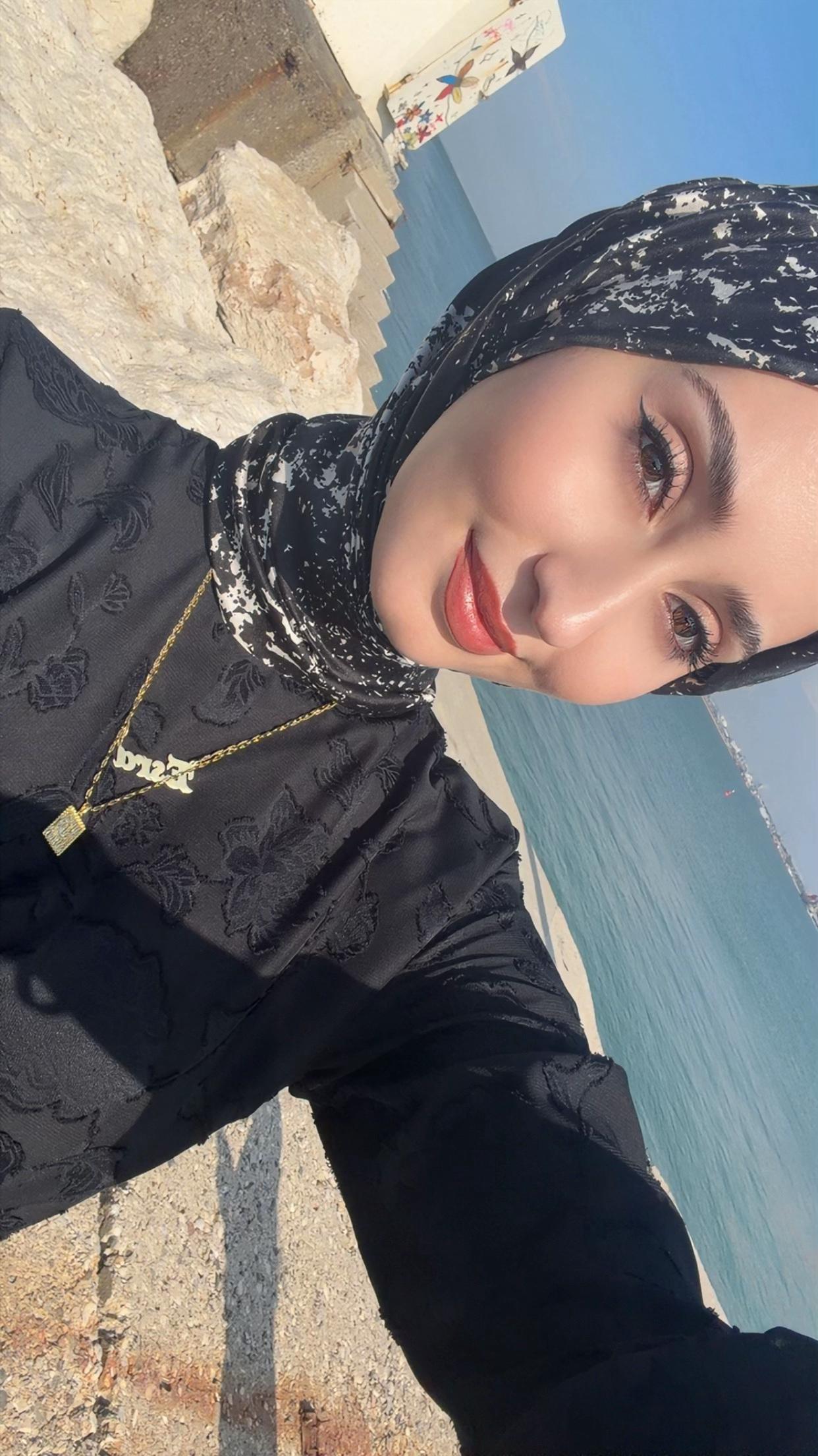 @Ç.