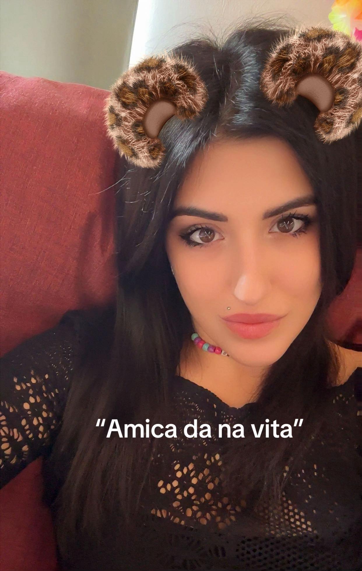 @𝑀𝒶𝓇𝓉𝒾 ♡✨