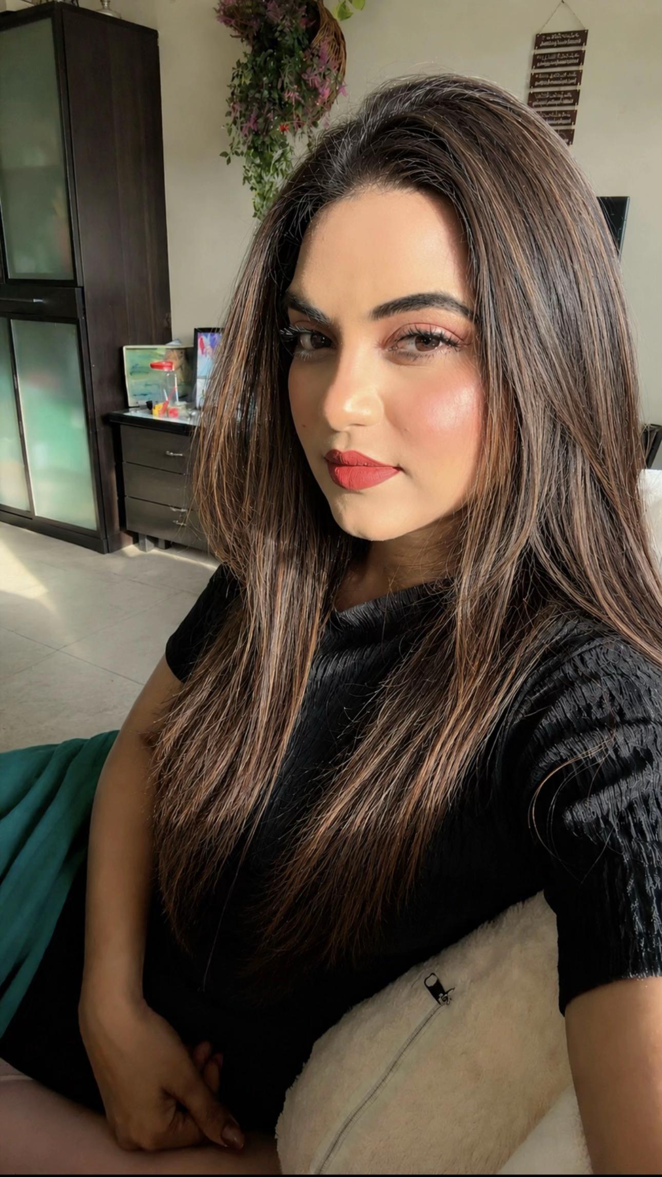 @Anna Dcruz🇦🇪
