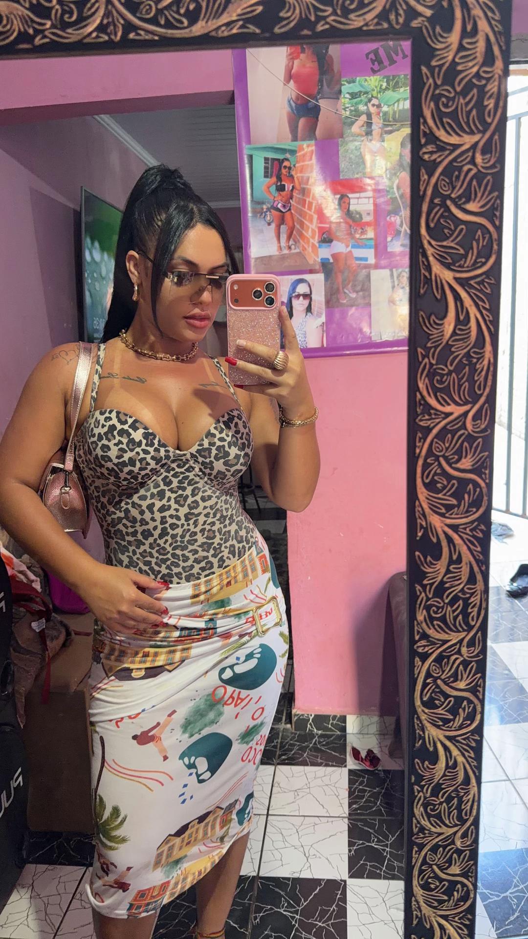 @carlatainaanjos