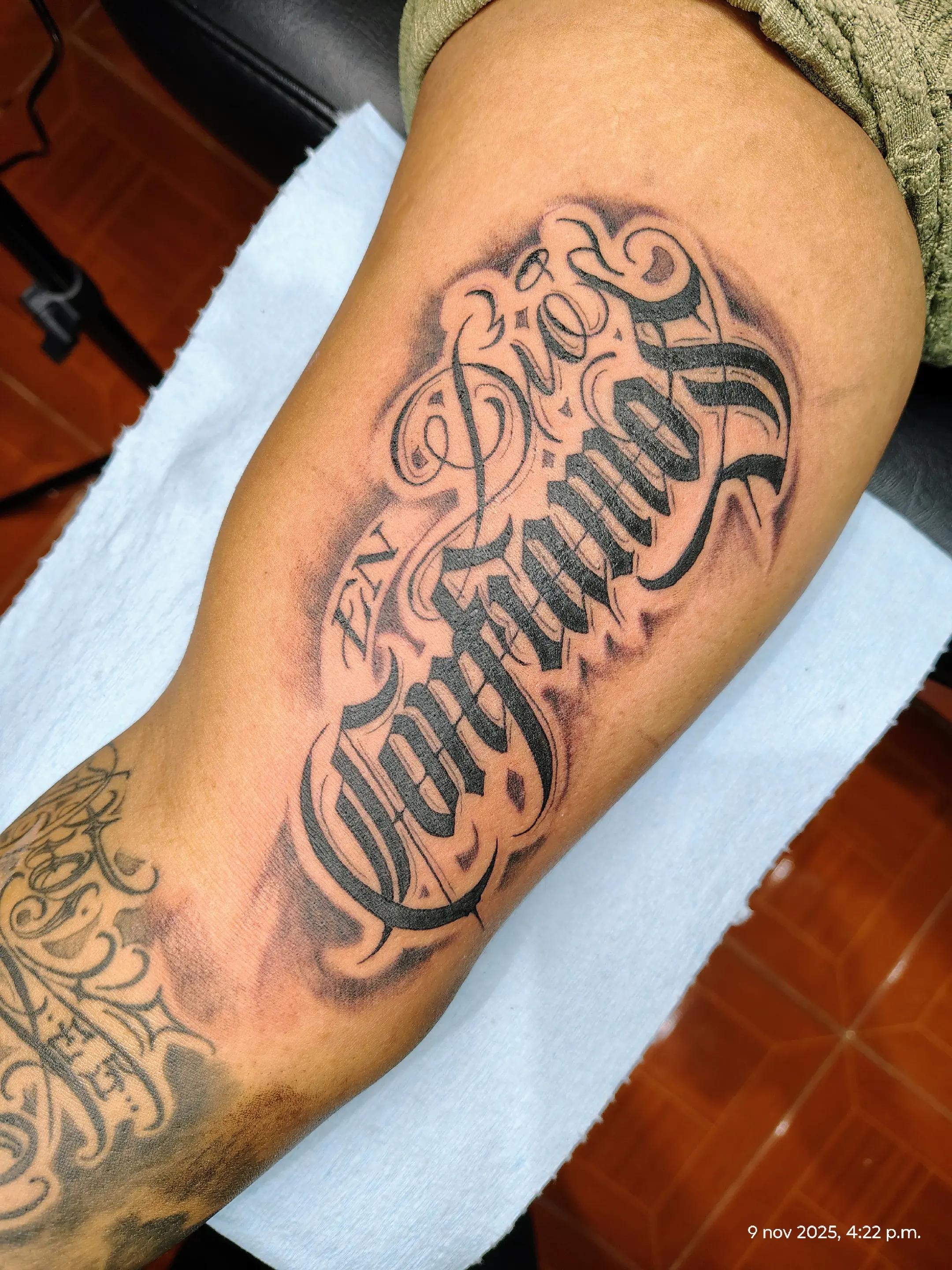 @Currotatuajes