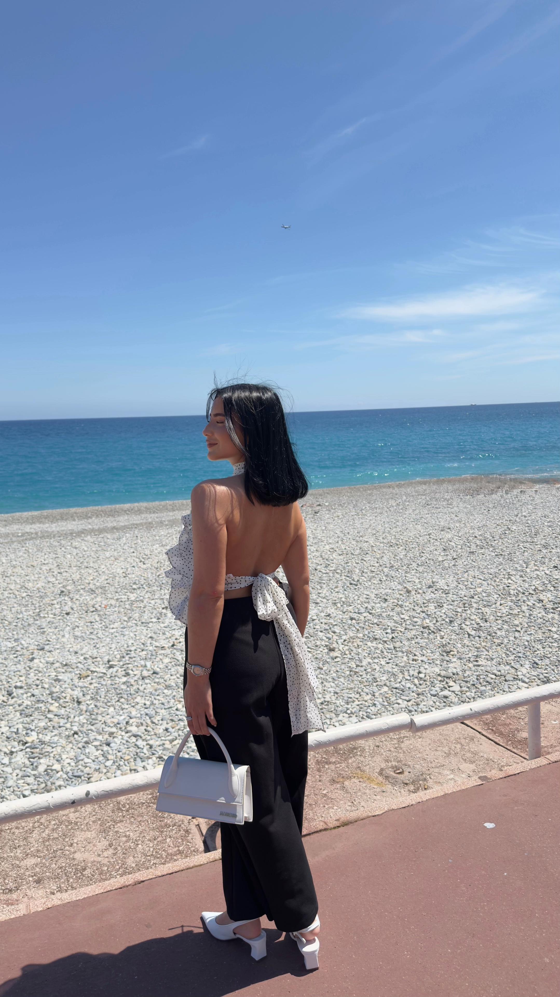 @melina.ozc