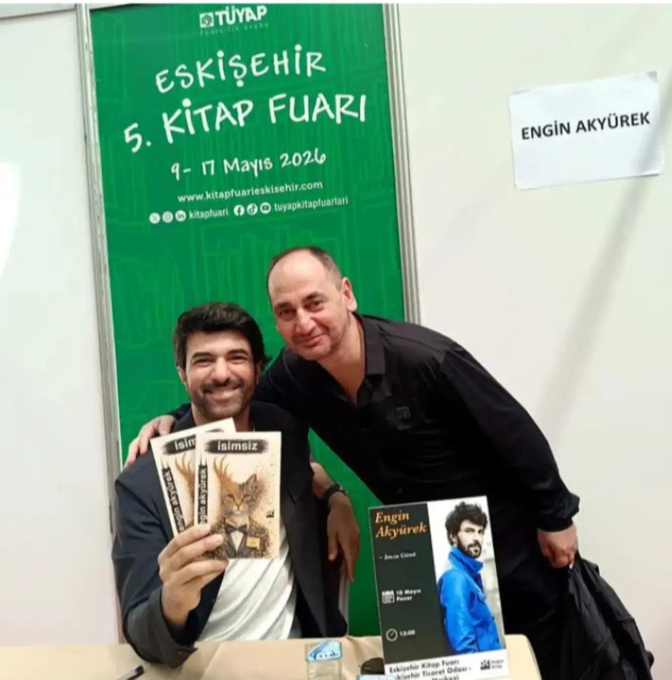 @Akyurekloveitalia