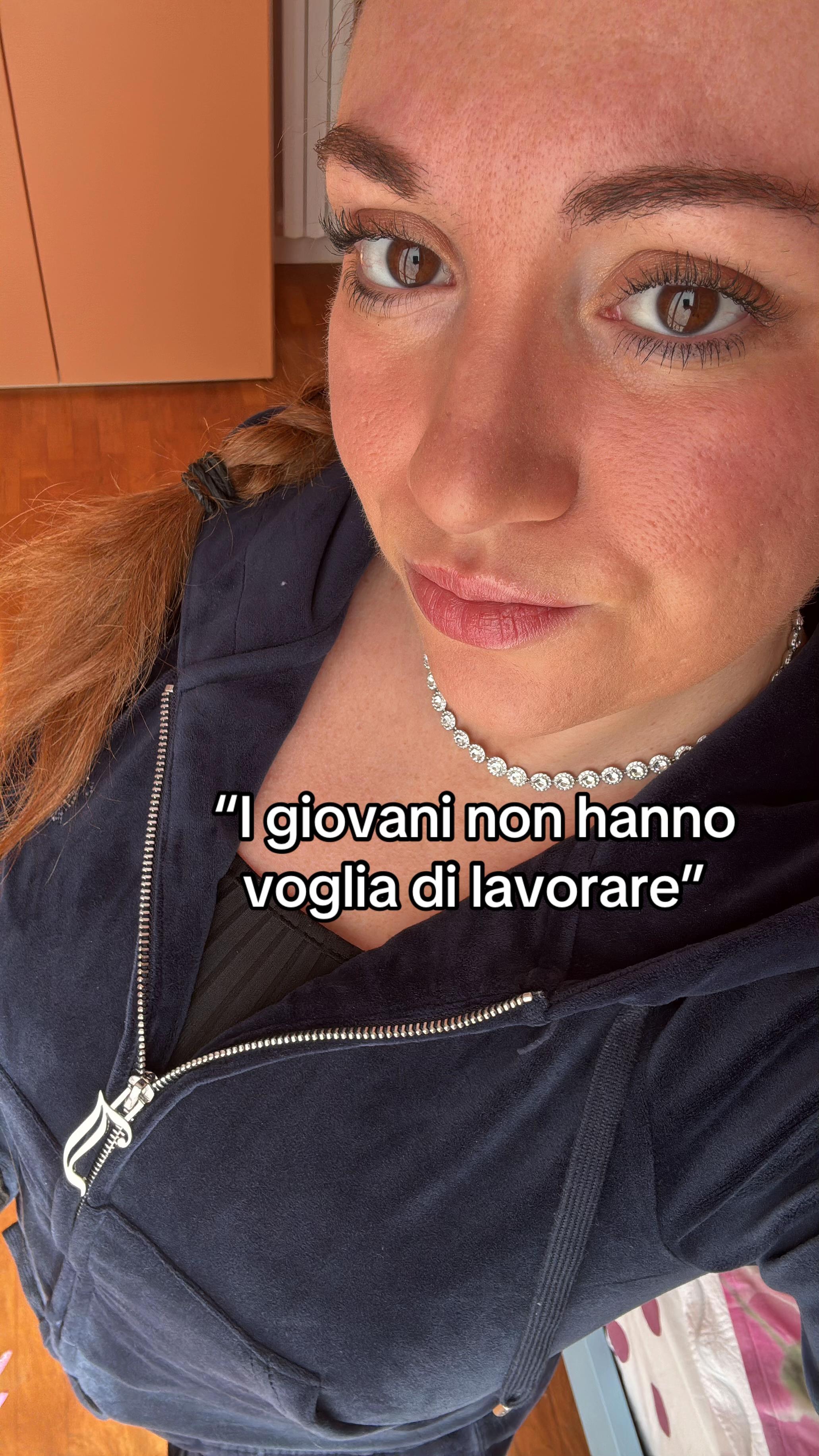 @lavirgy001