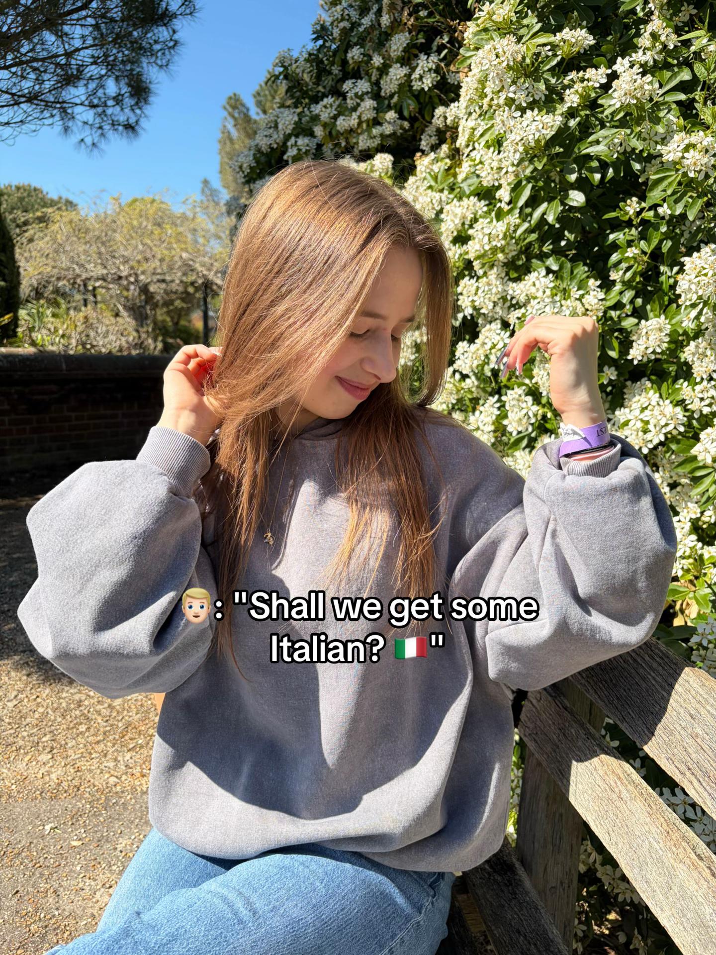 @zuzanova_