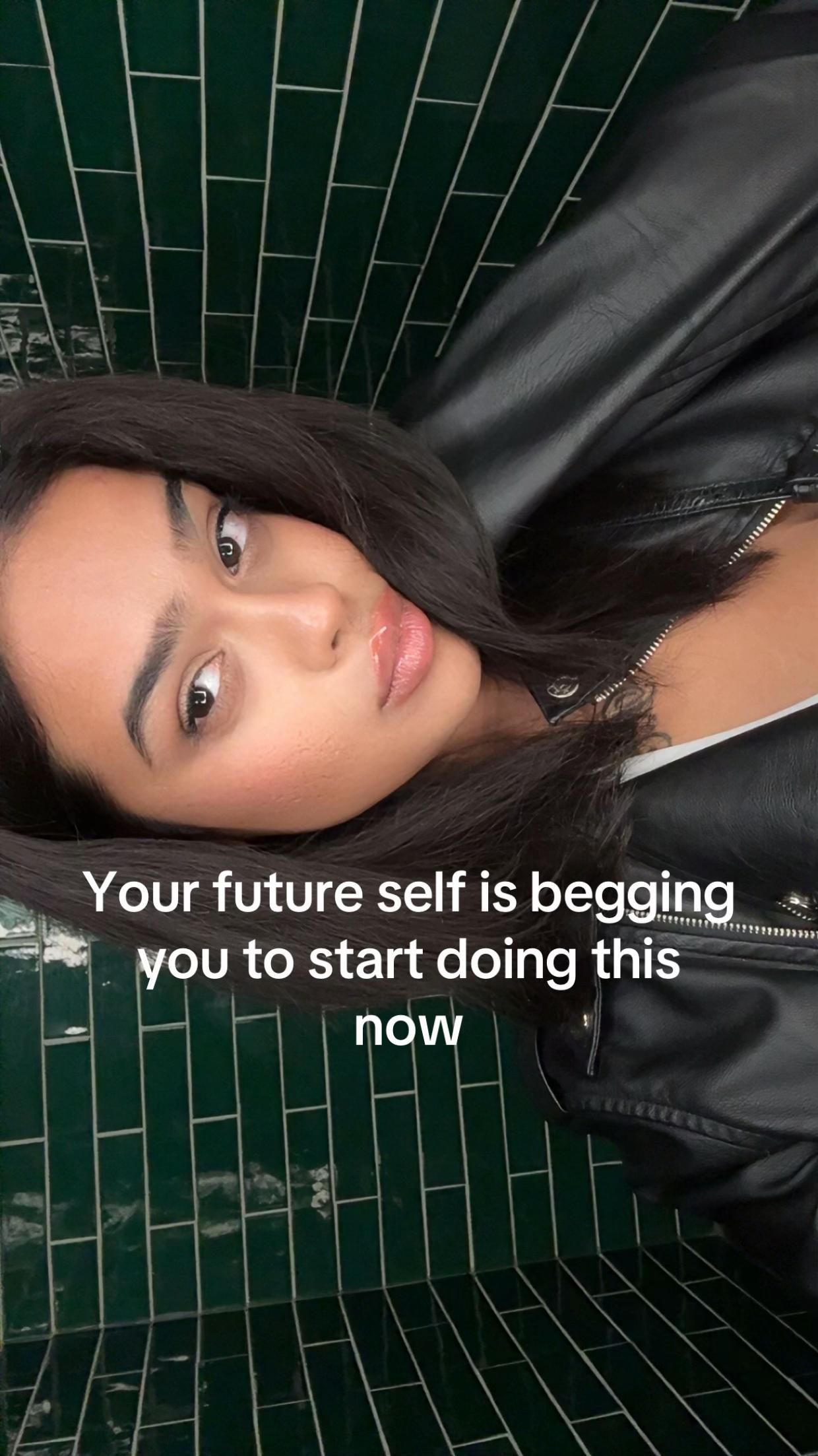 @riribee_
