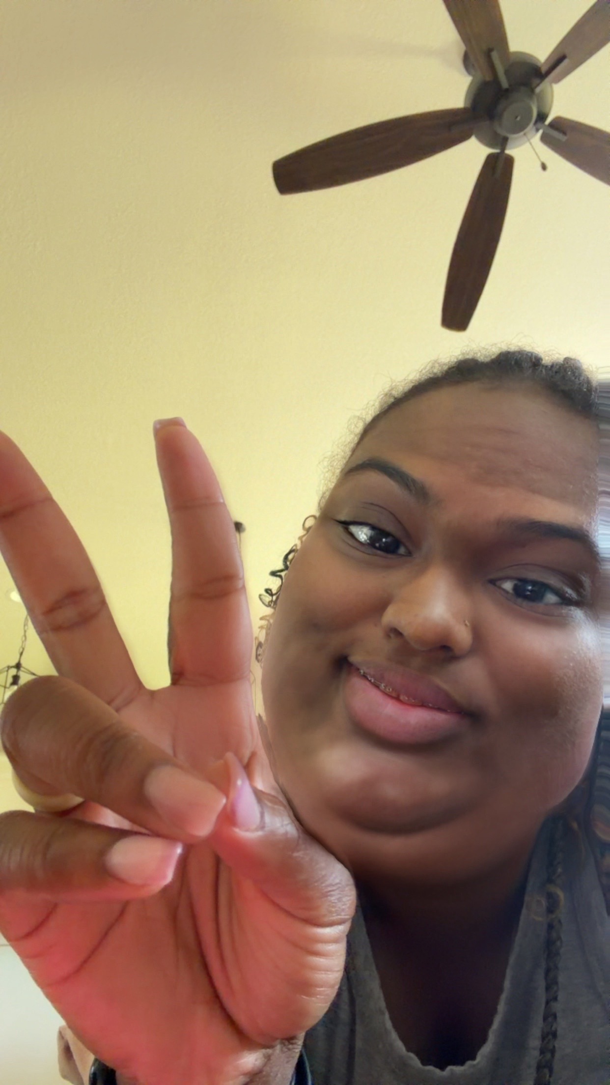 @essi_cranberry