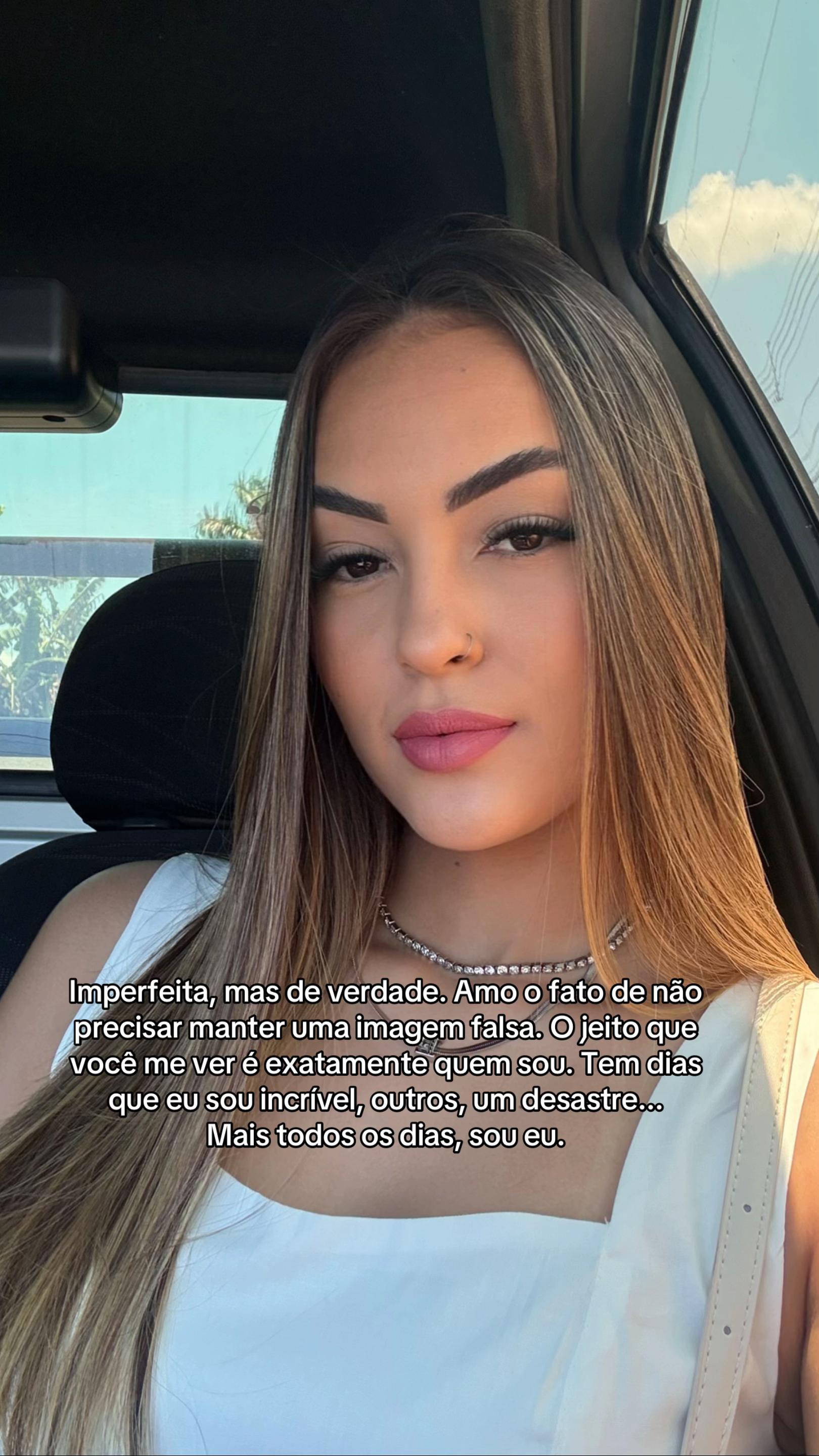 @_emanuellycarolina