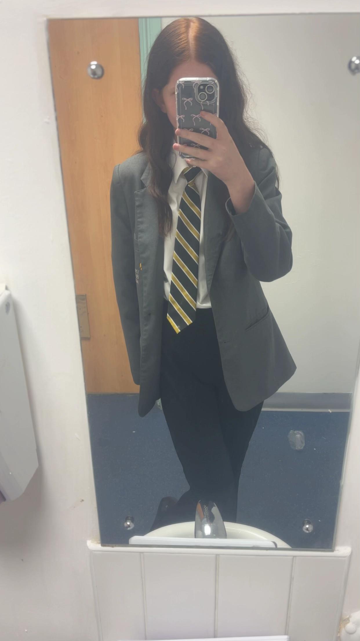 @Lolaproud1903