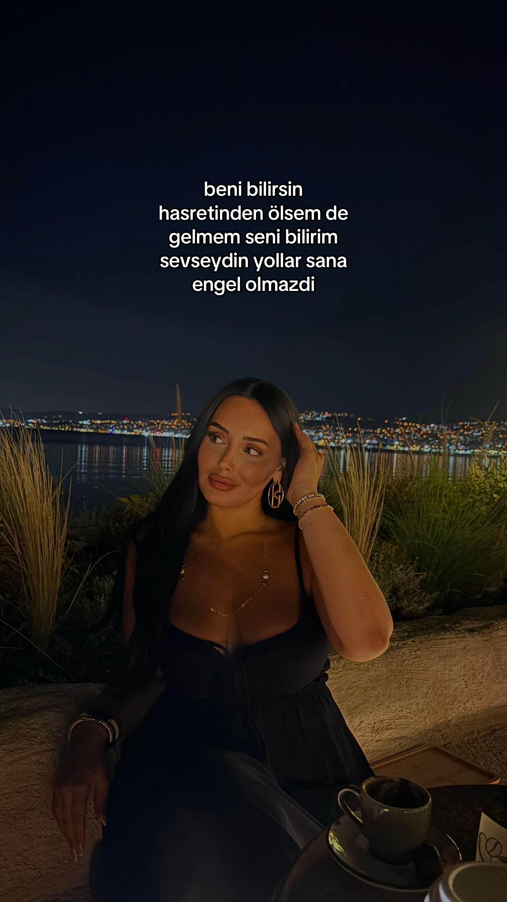 @𝓘