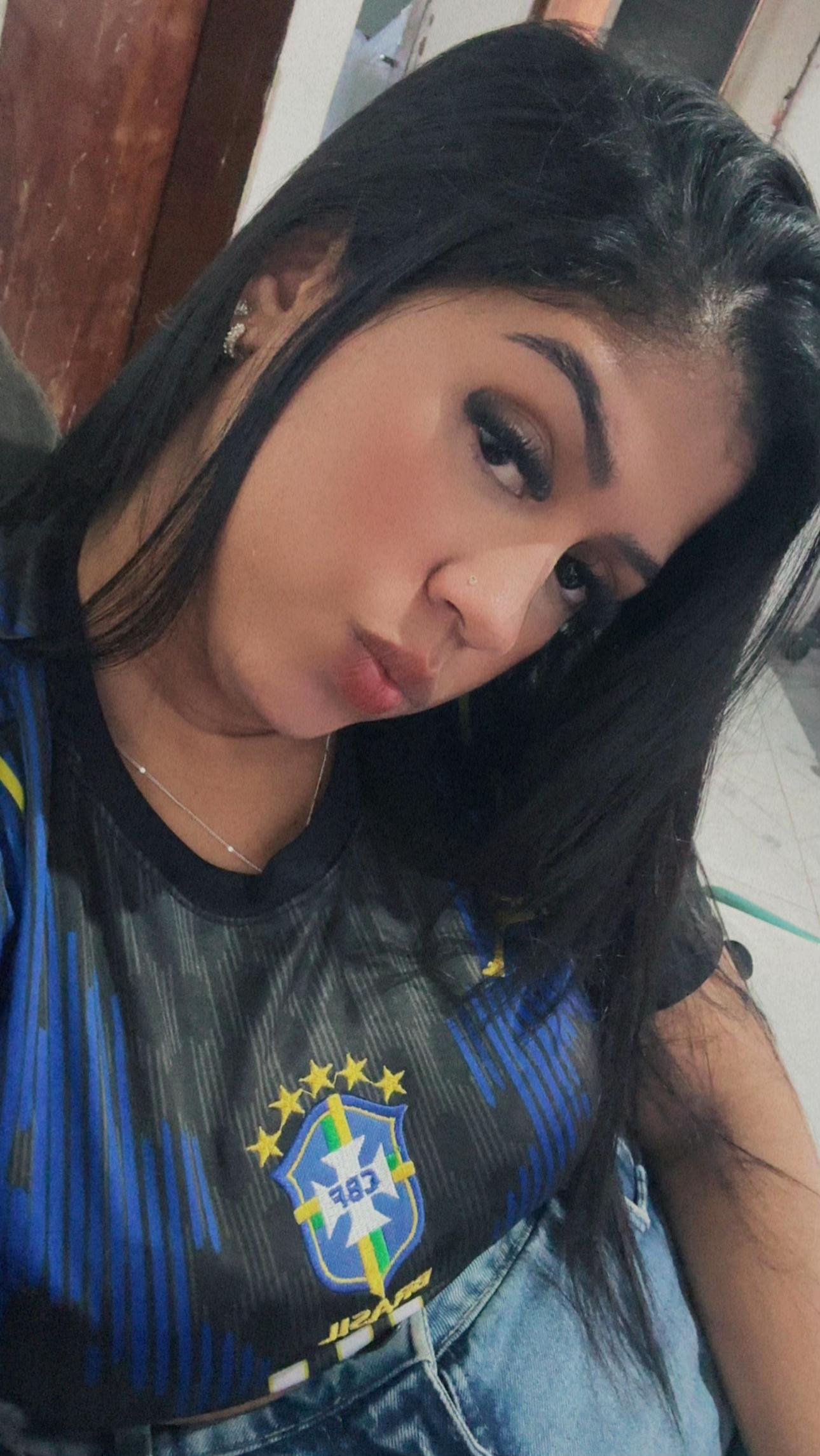 @Bianca Larissa