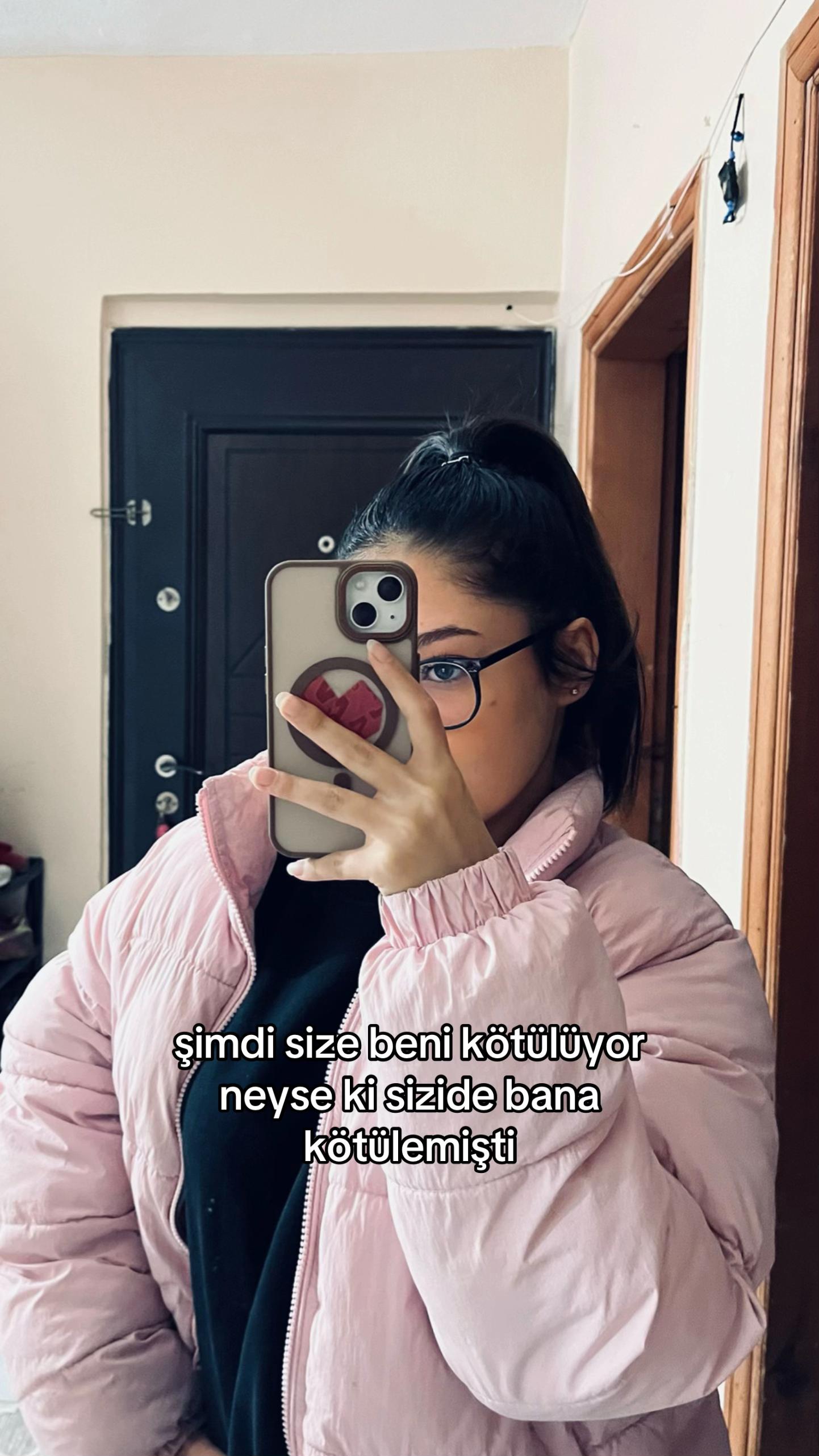 @Lara