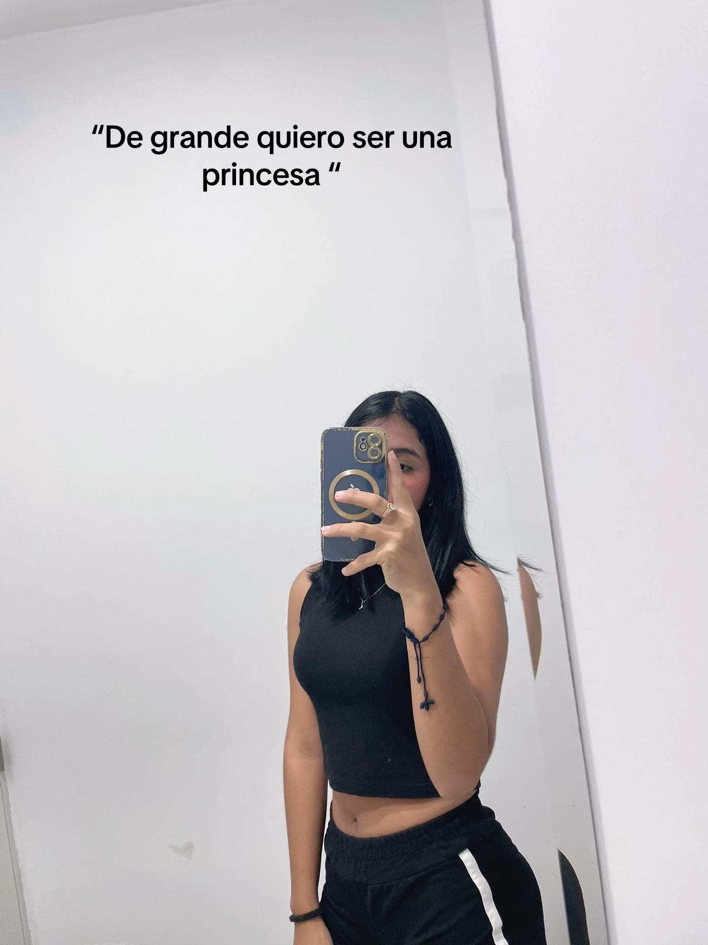 @Adriana🪻