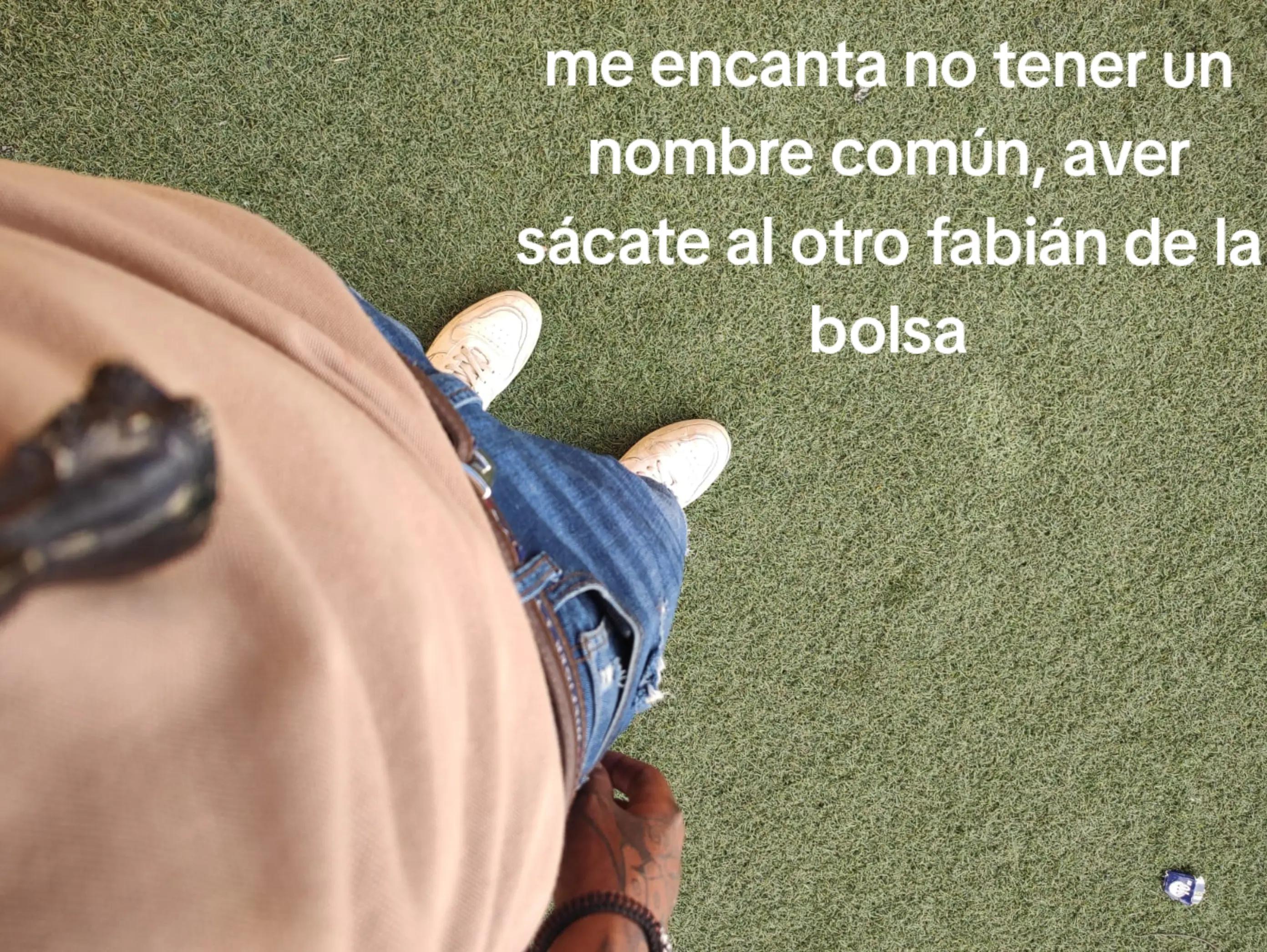 @akastamos