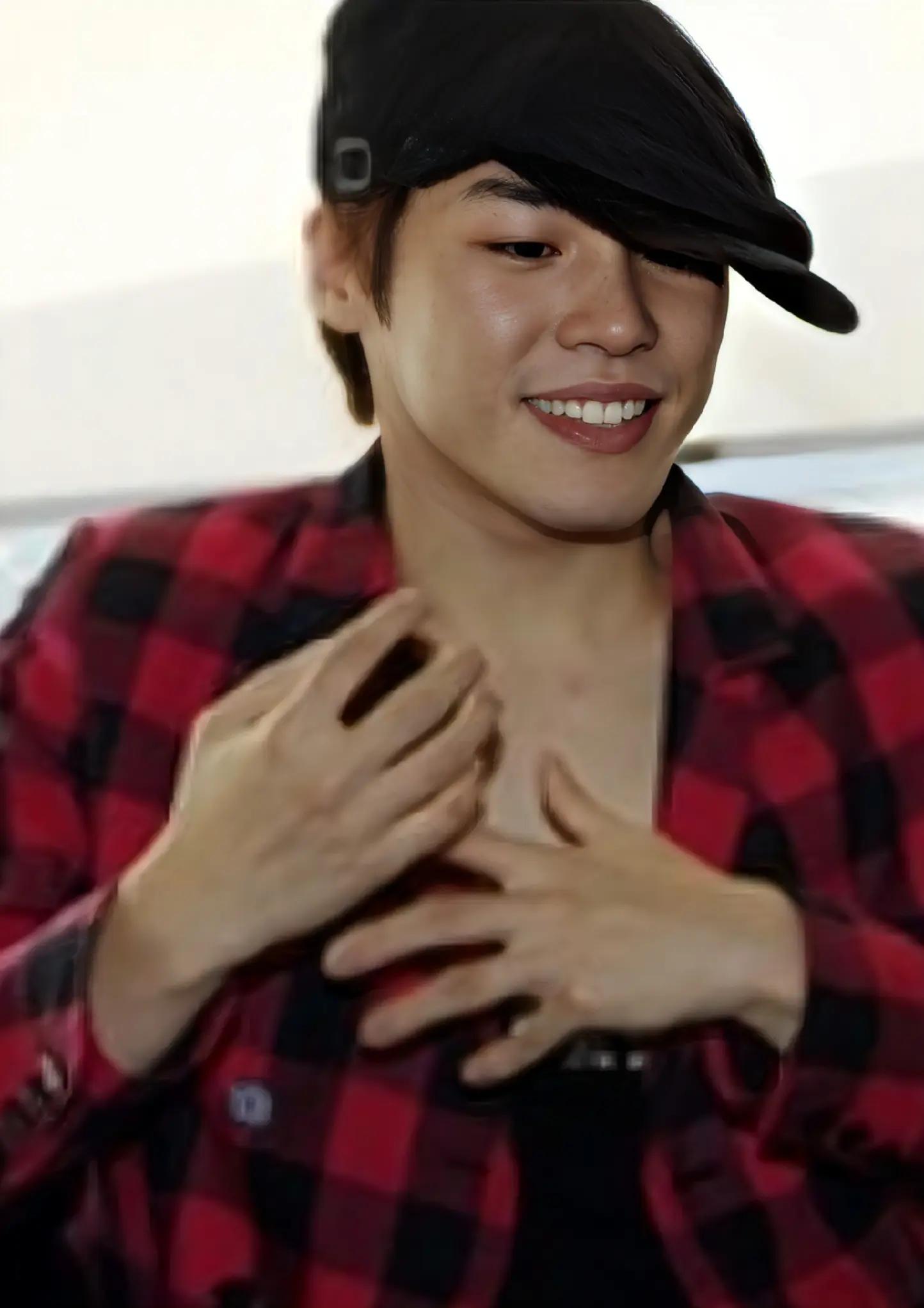 @유니