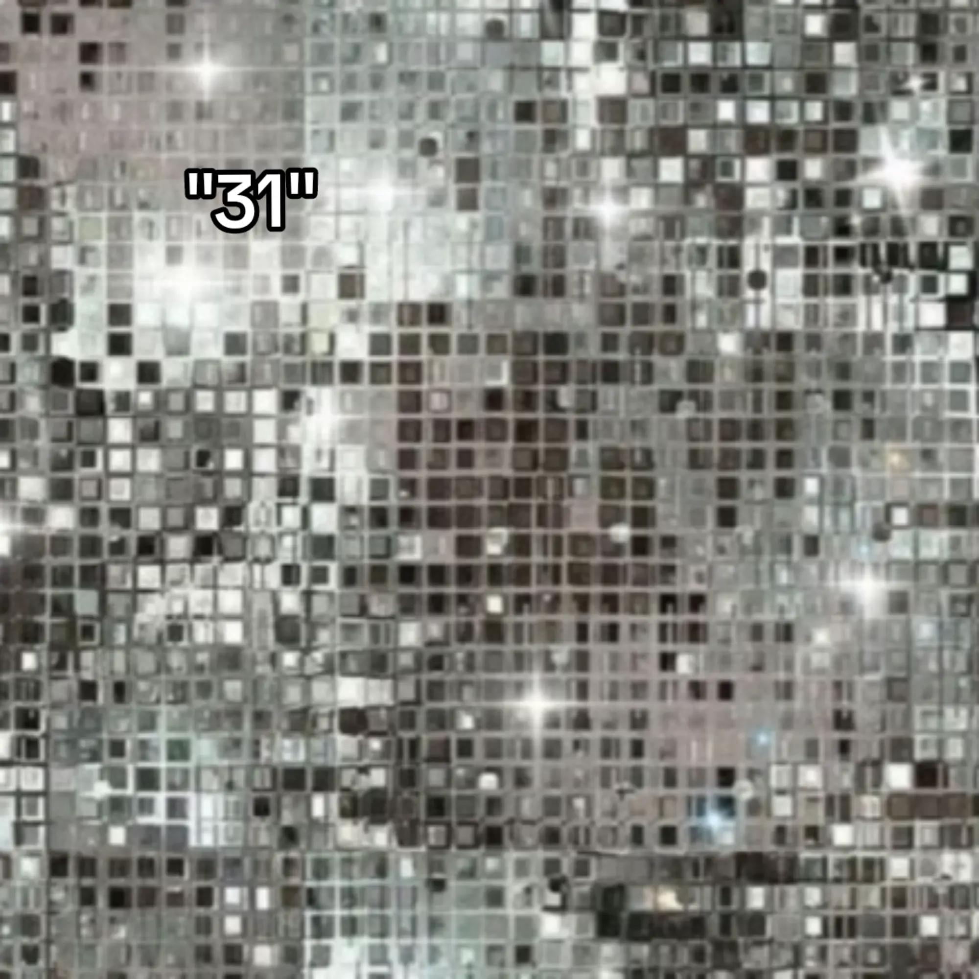 @𝘩𝘪𝘭𝘢𝘹𝘹