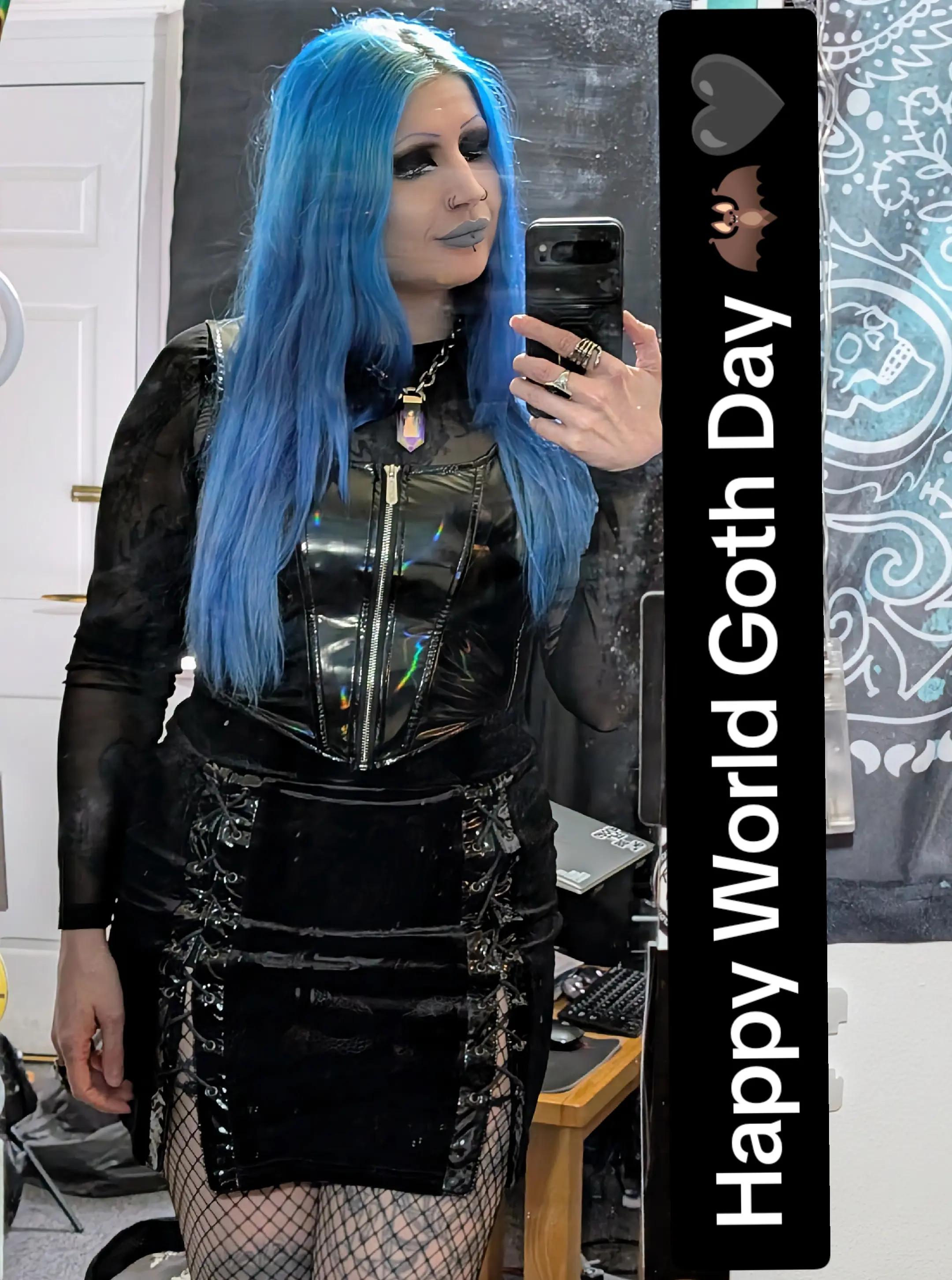@𝔎𝔞𝔱 | alt fashion & music