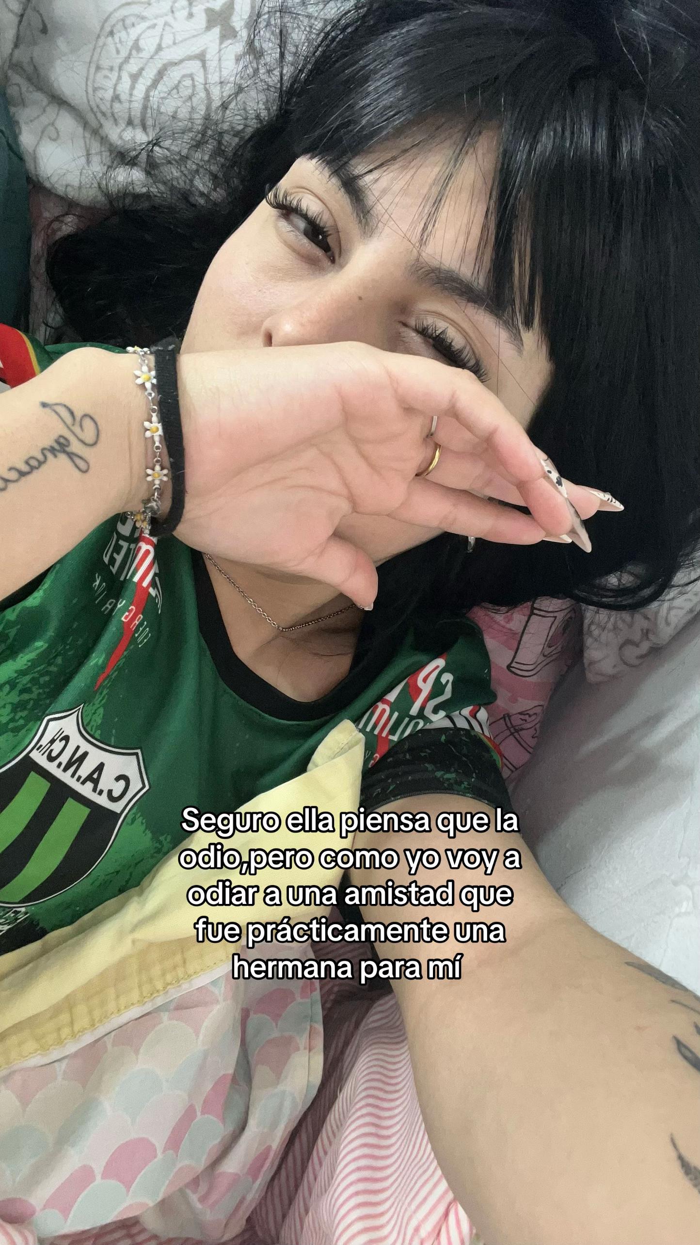 @melanytevezz