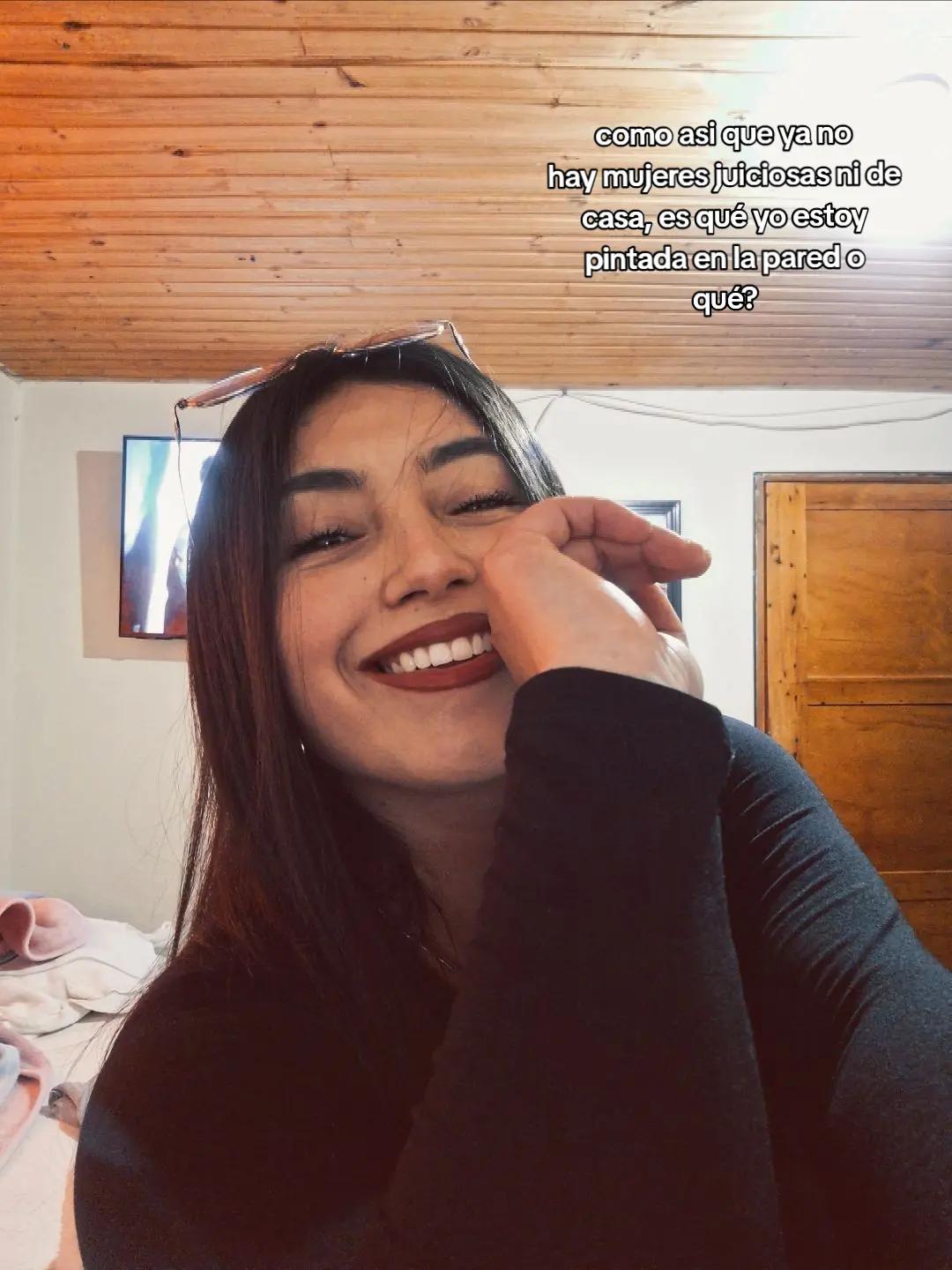 @J U L I A N A