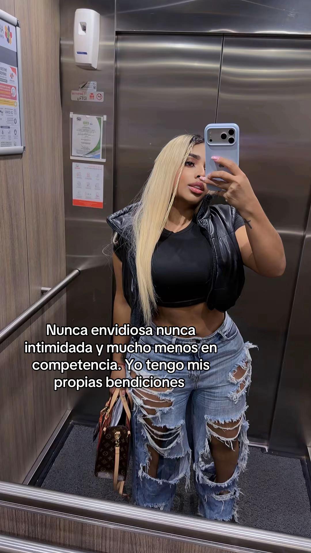 @Karolgg.gaming🖤