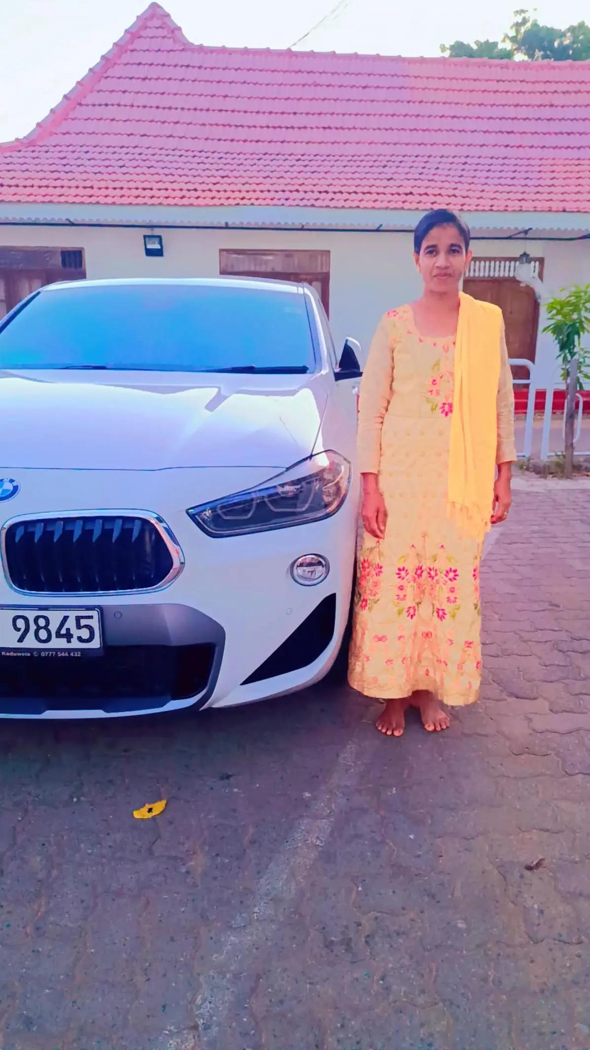 @නිලුකා ගුරු මෑණියෝ 🙏🙏🙏🙏