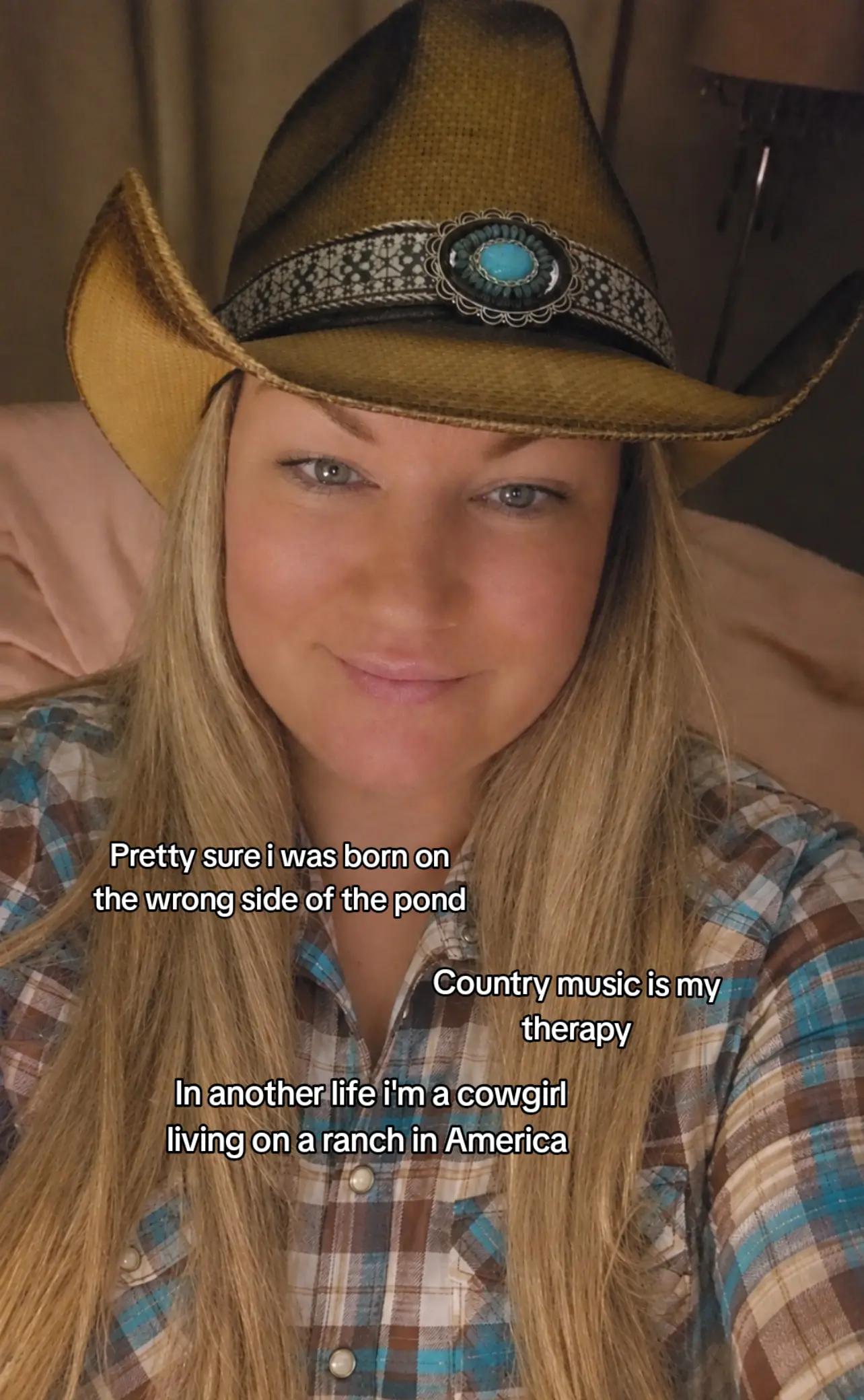 @Cowgirl Claire ๐ค ๐ข