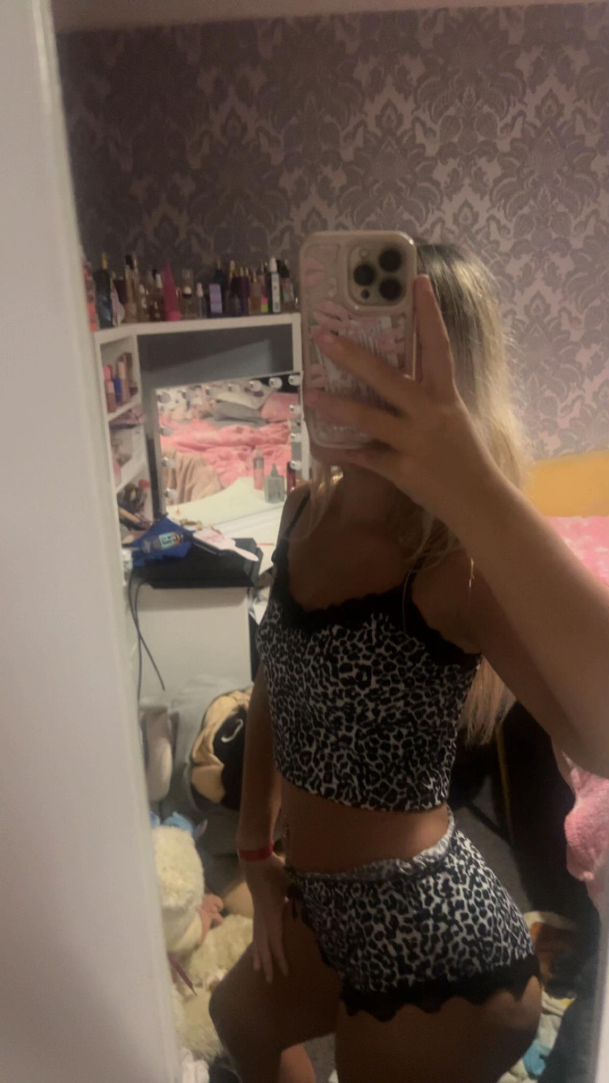 @t1lly_x0
