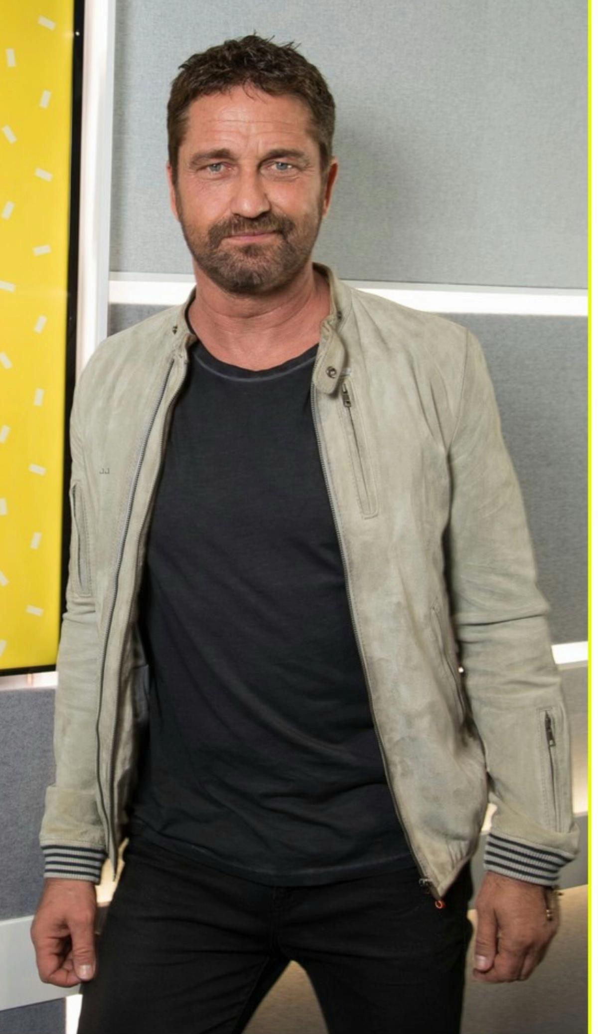 @Gerard butler