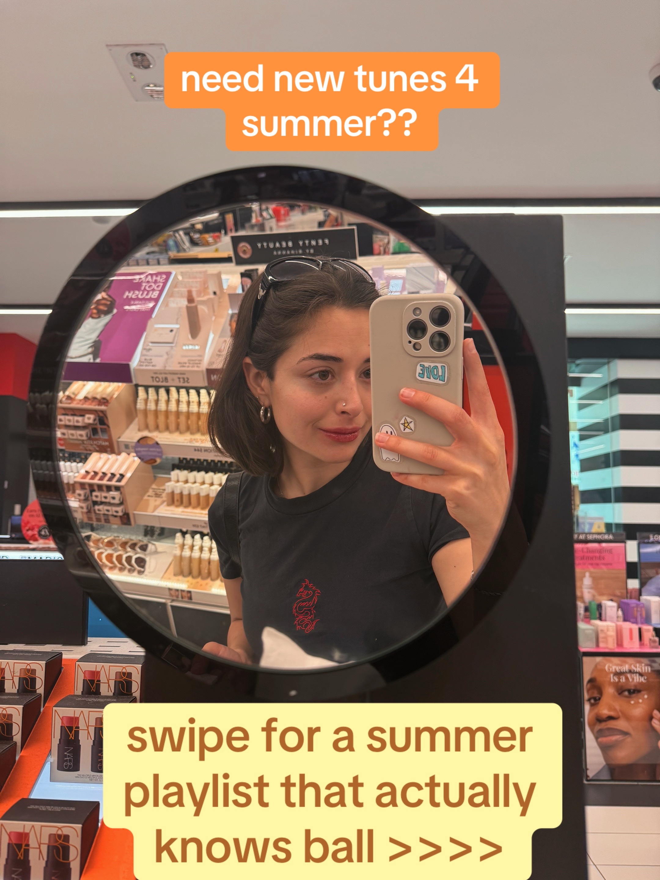 @Maya Sarkissian