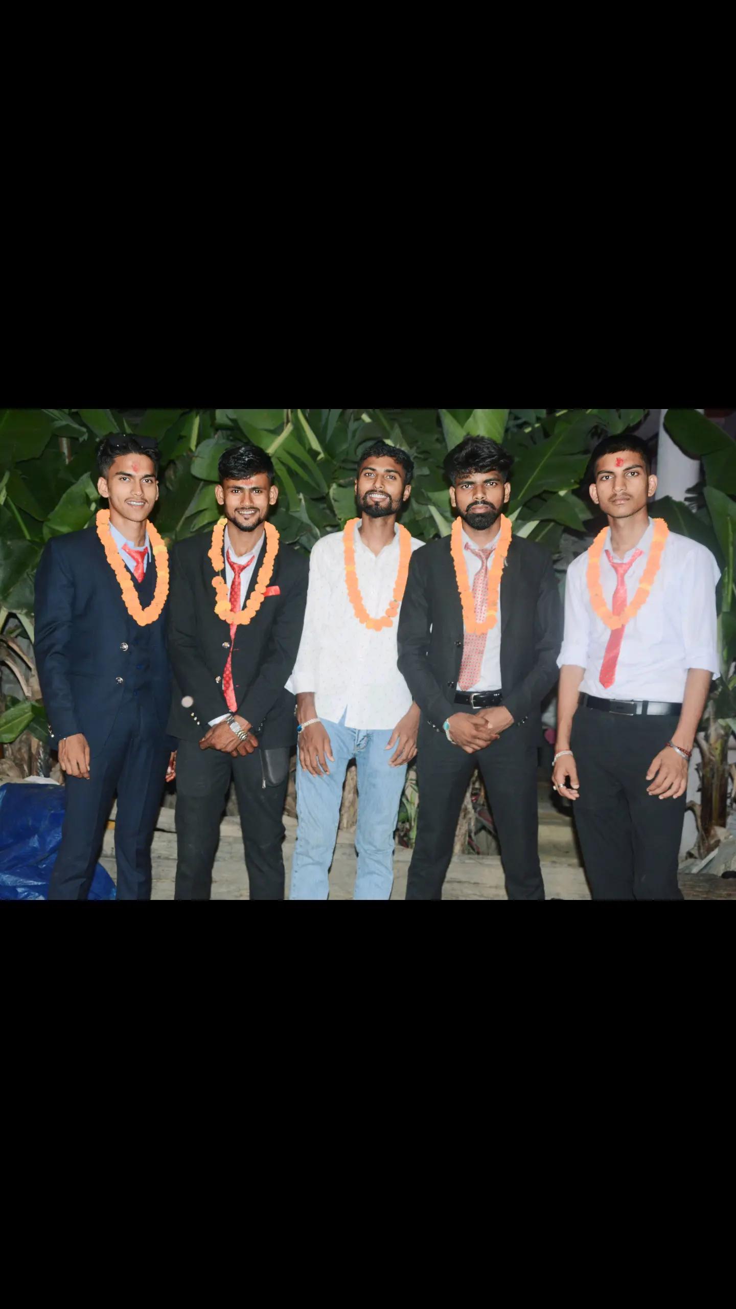 @ज्ञानेंद्र🫶🏻 कुशवाहा🖤🥀😇