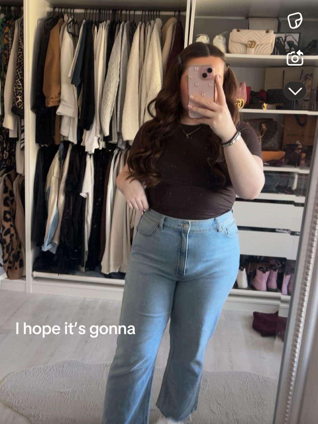 @Leah Holland 🎀🍒