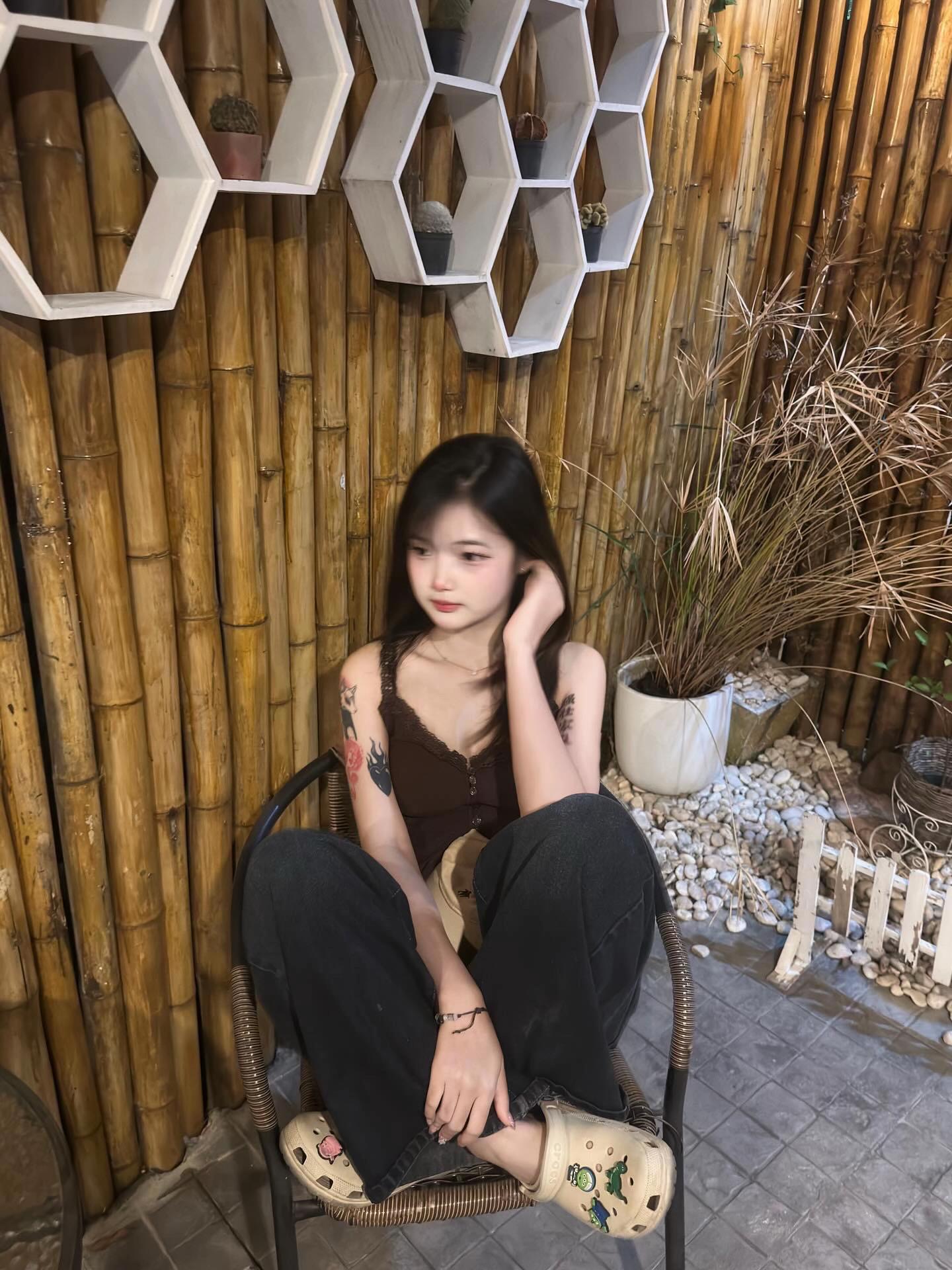 @Apisara