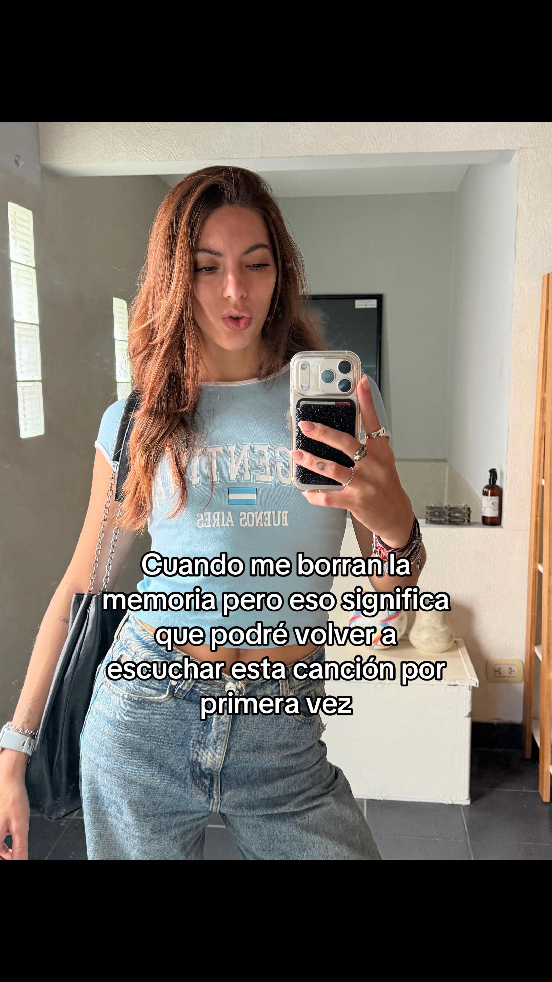 @delfA444