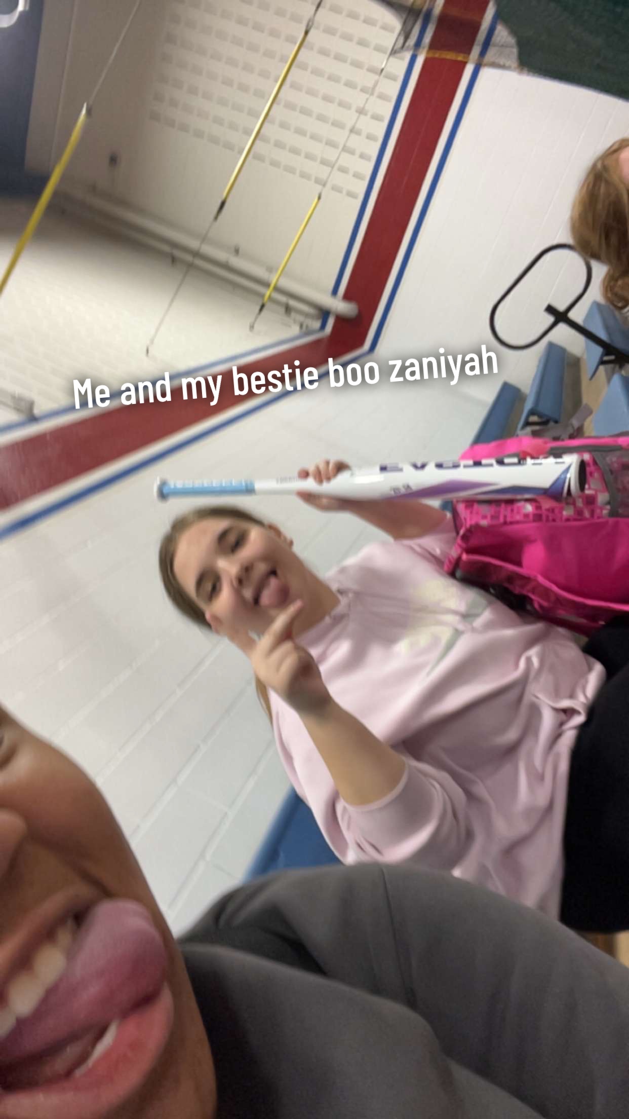@Sophialantz25