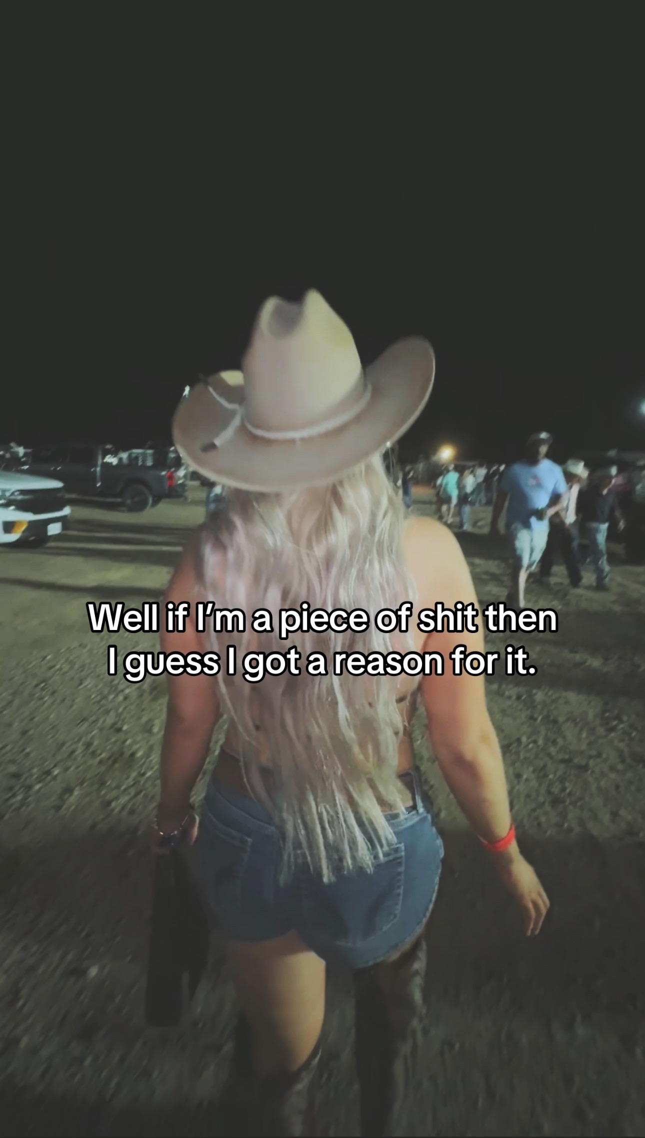 @D&eacute; Bon Ban 🤠🍑