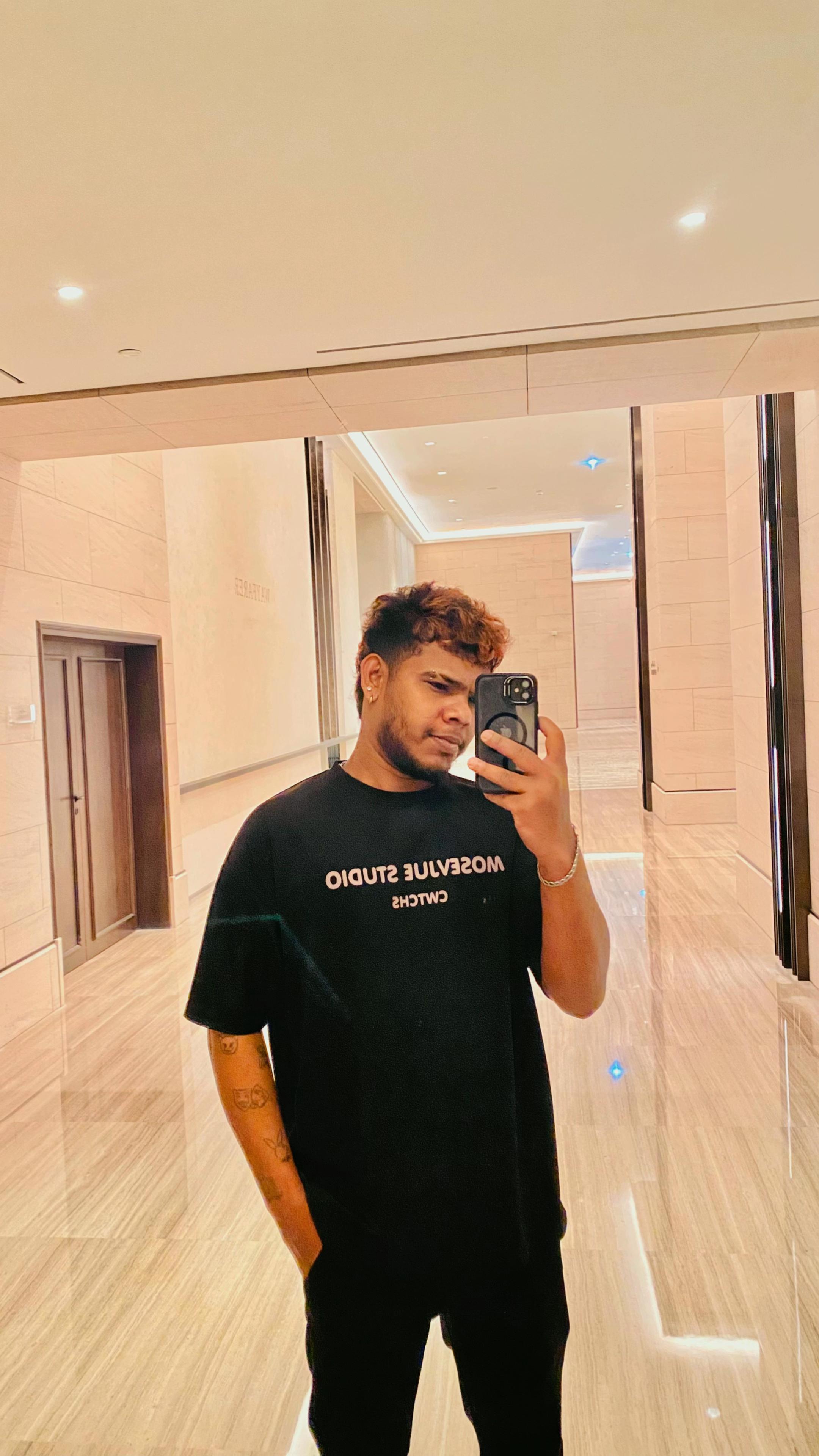 @🇱🇰 __&Scaron;_&Atilde;_Ć_H_&Igrave;_Ł_&Atilde;__ 🇦🇪